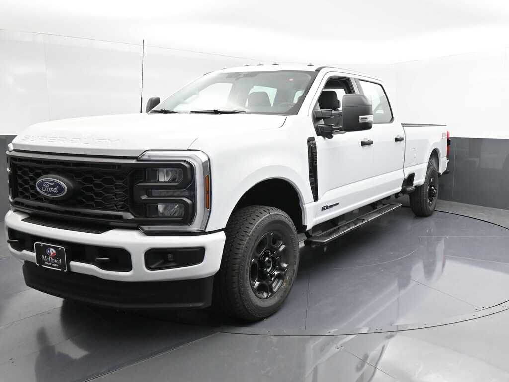 New 2026 Ford F-250 XL Truck Crew Cab