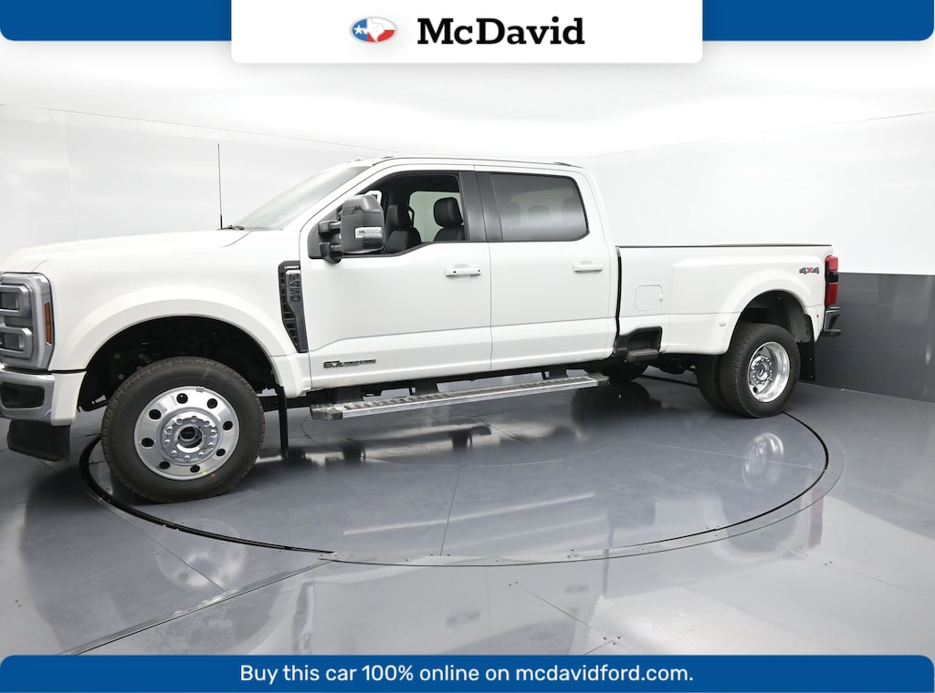 New 2026 Ford F-450 LARIAT Truck Crew Cab
