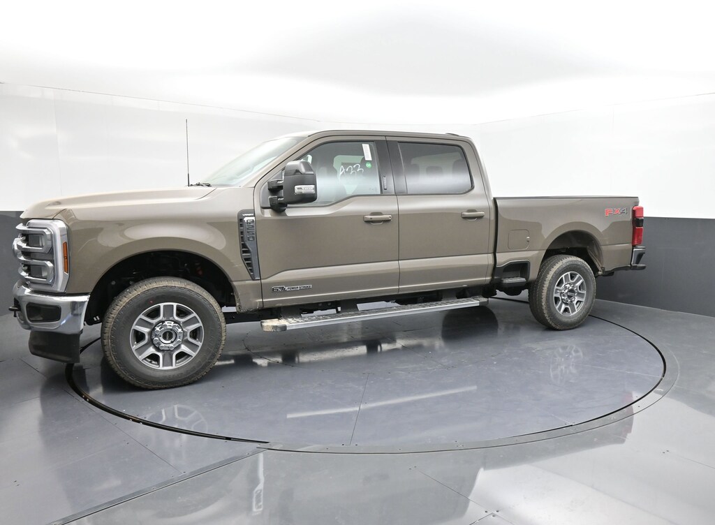 New 2026 Ford F-250 LARIAT Truck Crew Cab