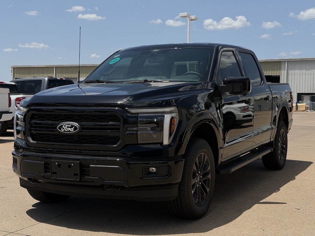 New 2026 Ford F-150 LARIAT Truck SuperCrew Cab