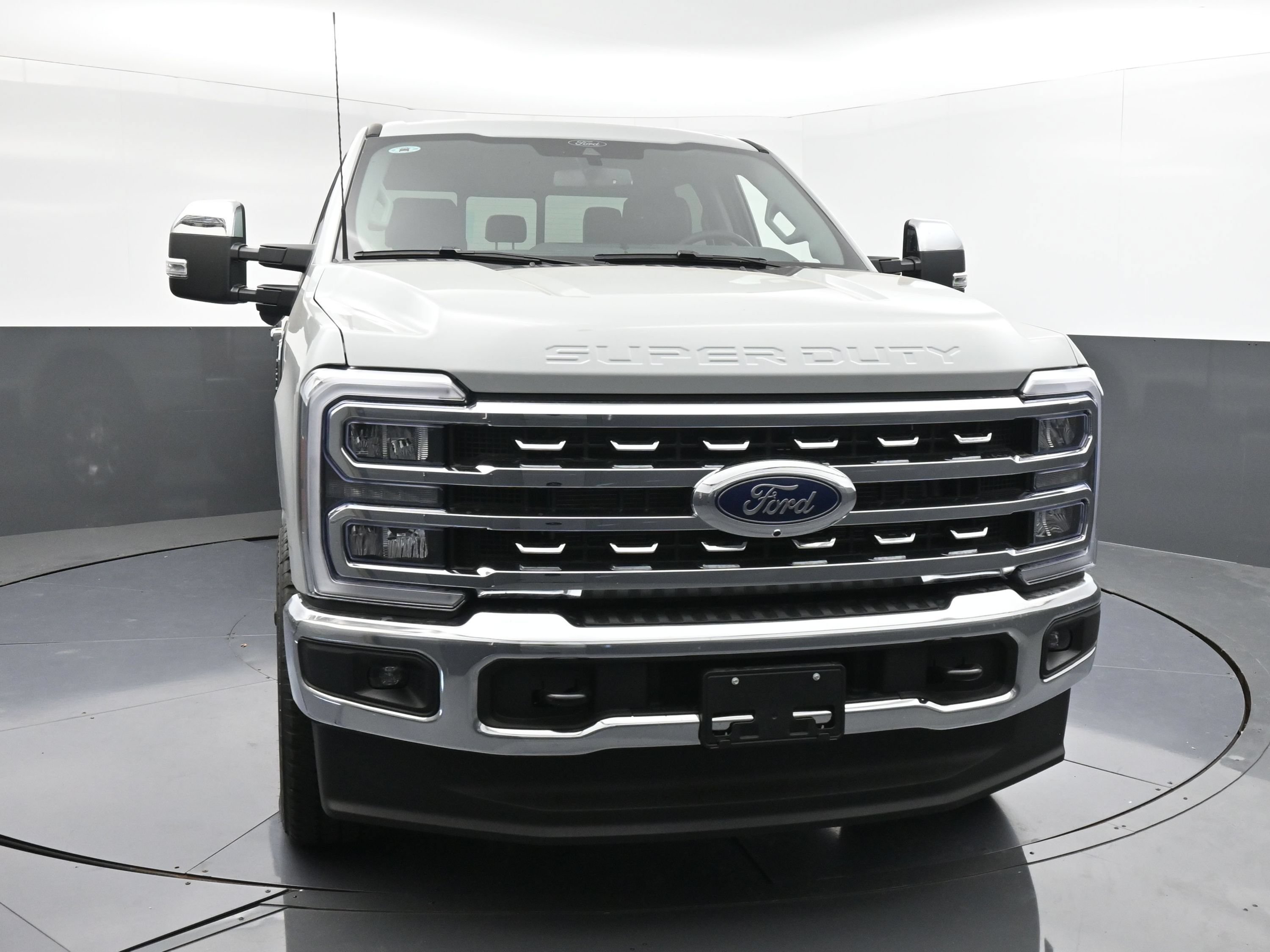New 2026 Ford F-250 LARIAT Truck Crew Cab