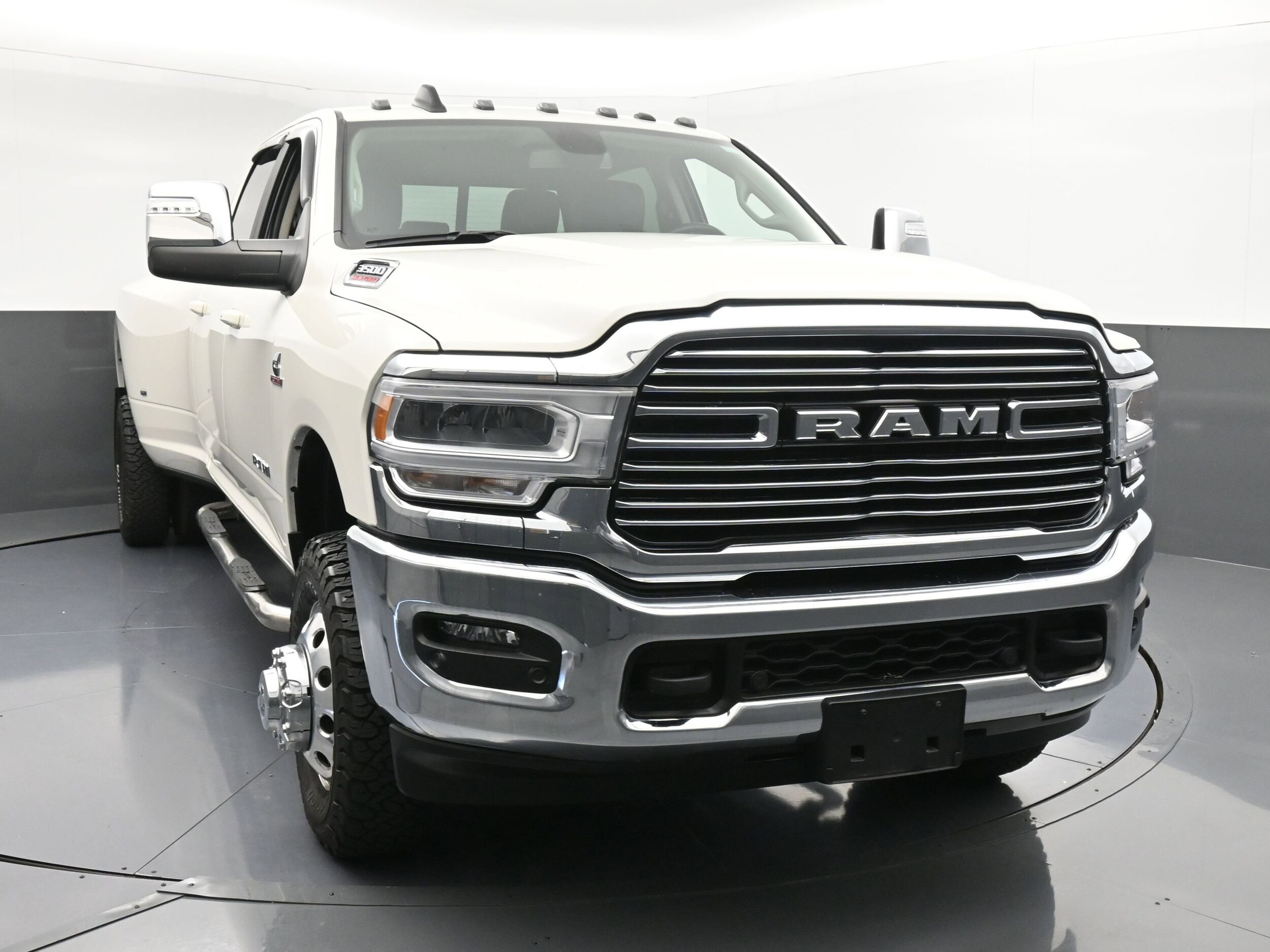 2024 Ram 3500 Laramie photo 2