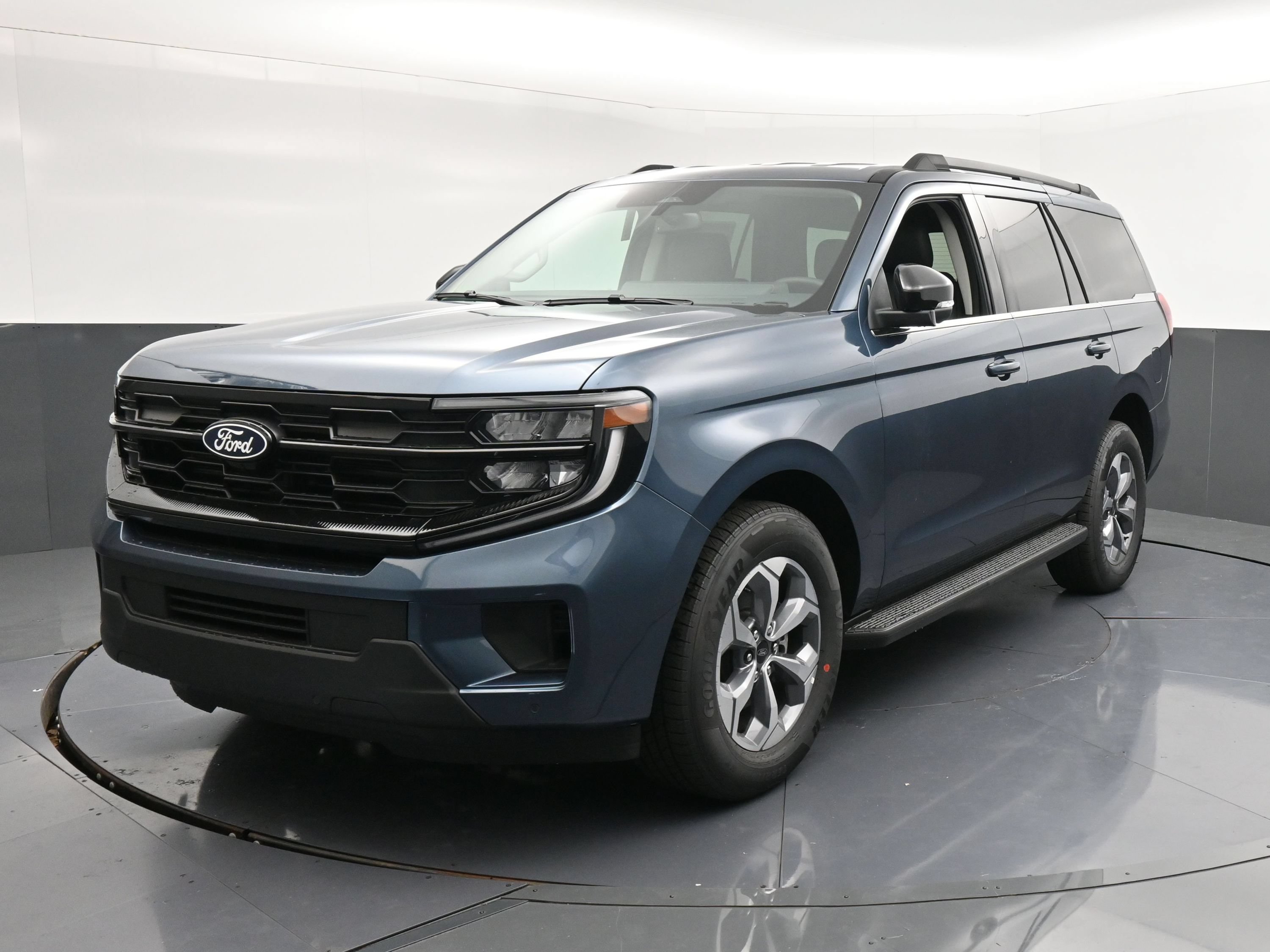 2027 Ford Expedition Active SUV