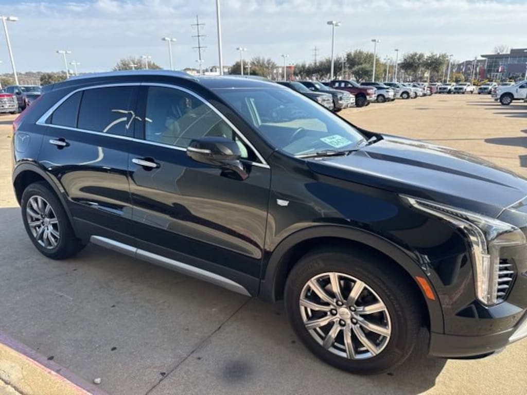 Used 2022 CADILLAC XT4 AWD Premium Luxury SUV