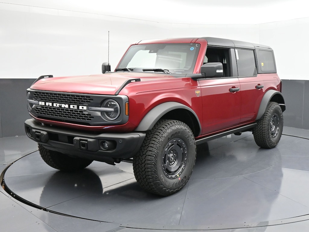 New 2025 Ford Bronco Badlands SUV