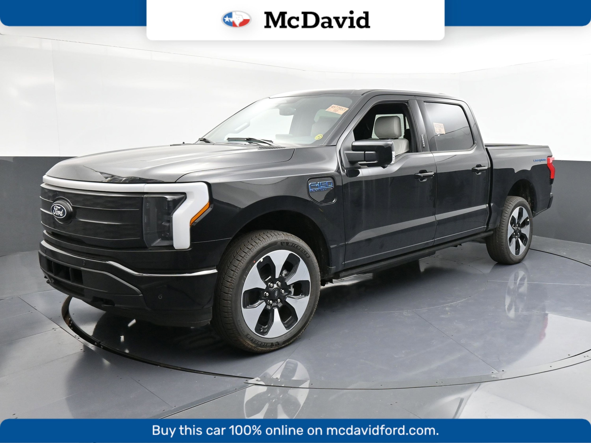 2025 Ford F-150 Lightning Platinum's photo