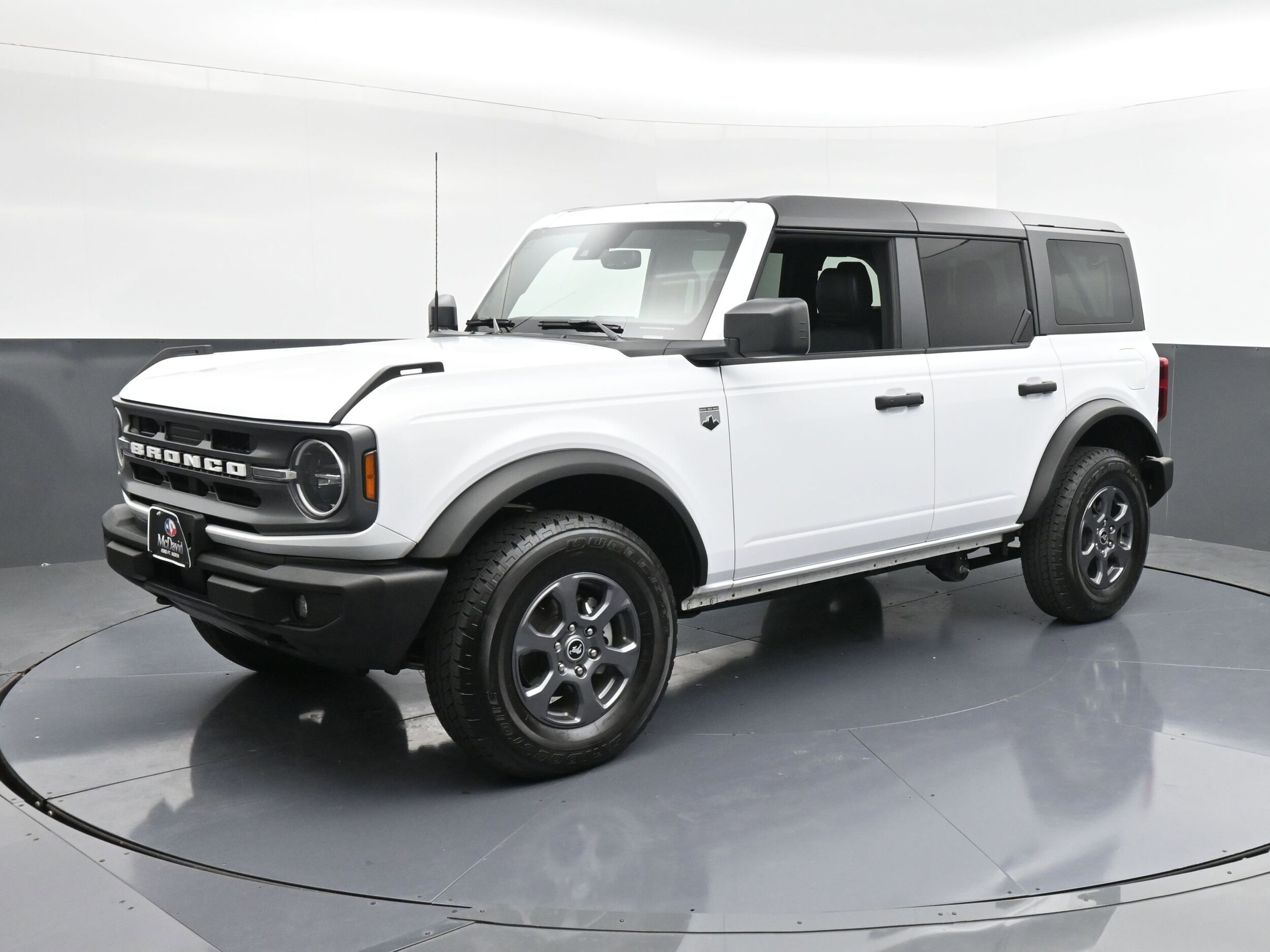 2024 Ford Bronco Big Bend photo 3