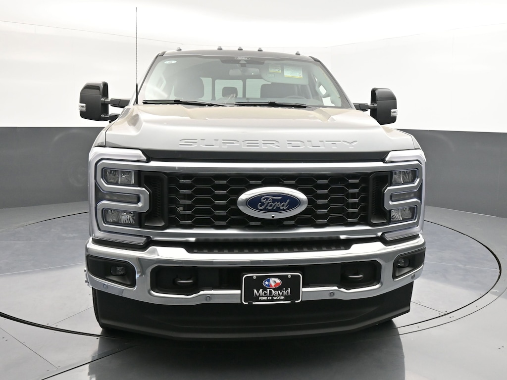 New 2026 Ford F-350 LARIAT Truck Crew Cab