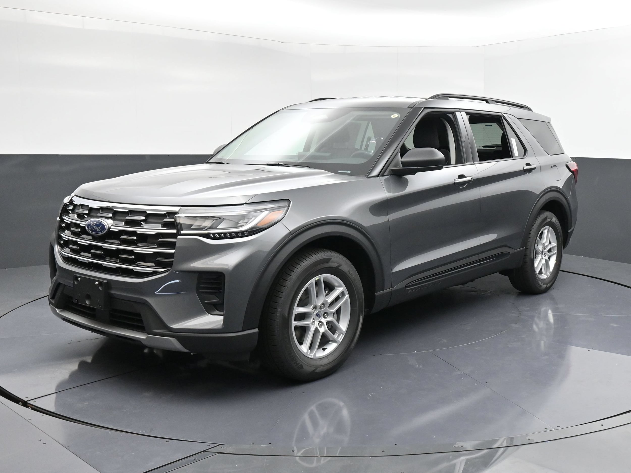 New 2026 Ford Explorer Active w/200A Pkg