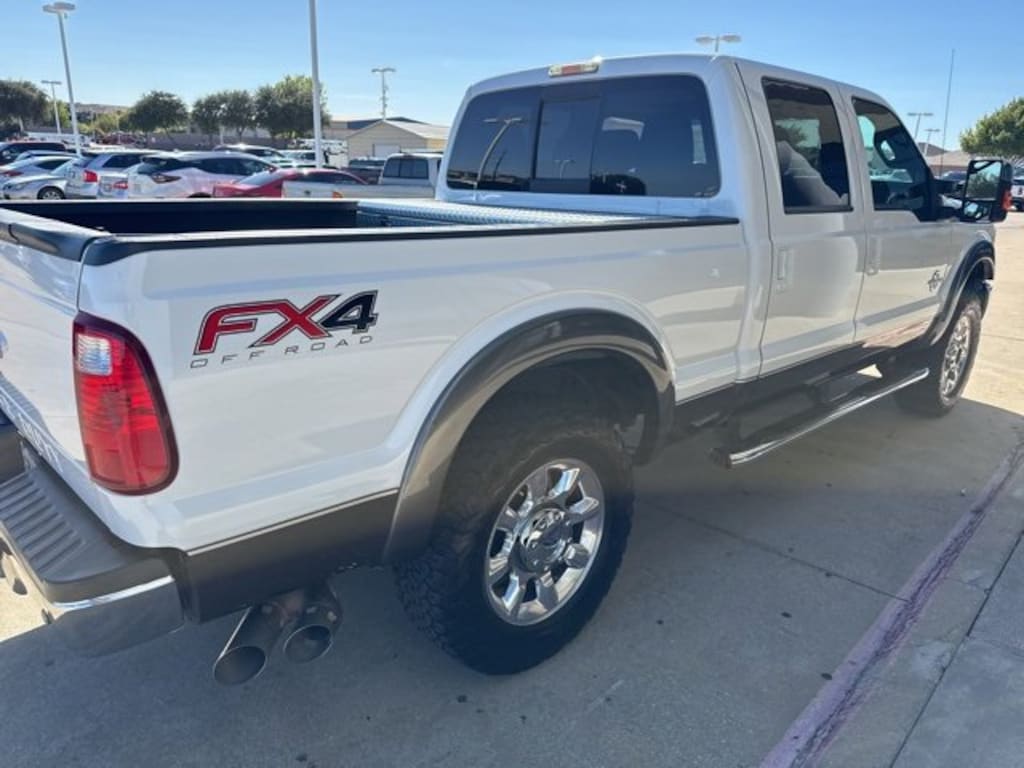 Used 2016 Ford F-250 Lariat Truck Crew Cab