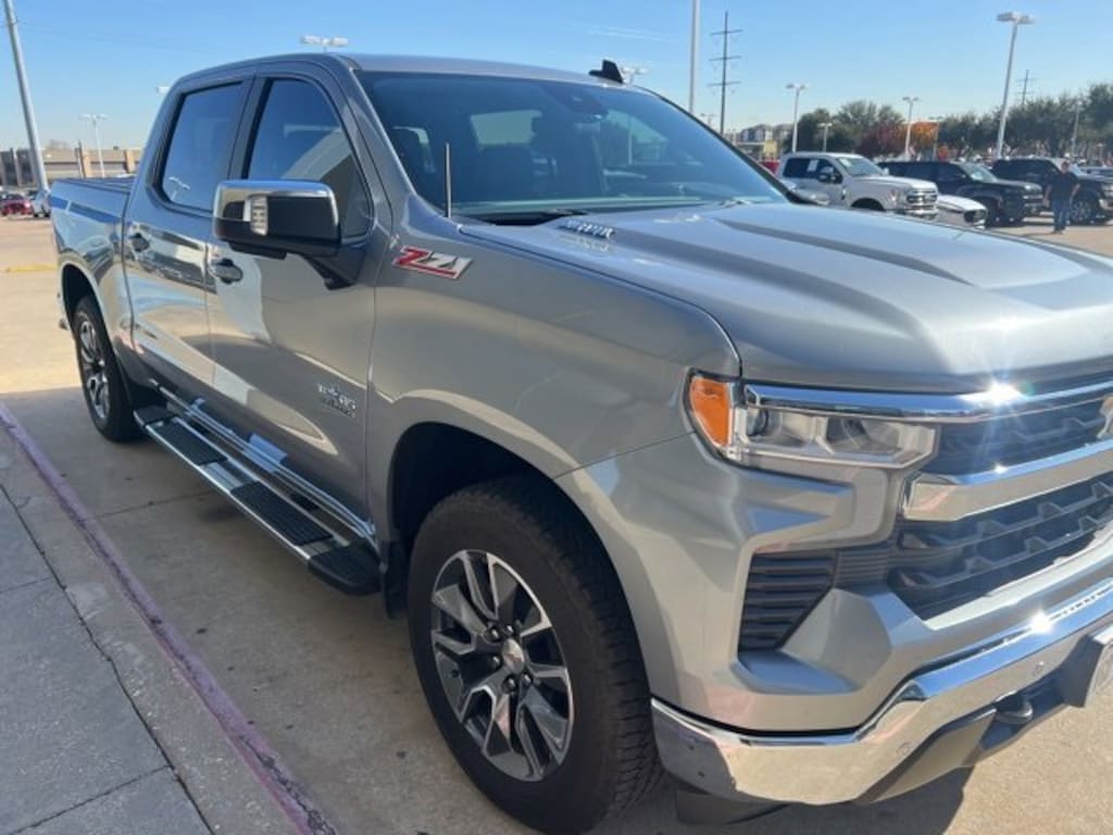 Used 2025 Chevrolet Silverado 1500 LT Truck Crew Cab
