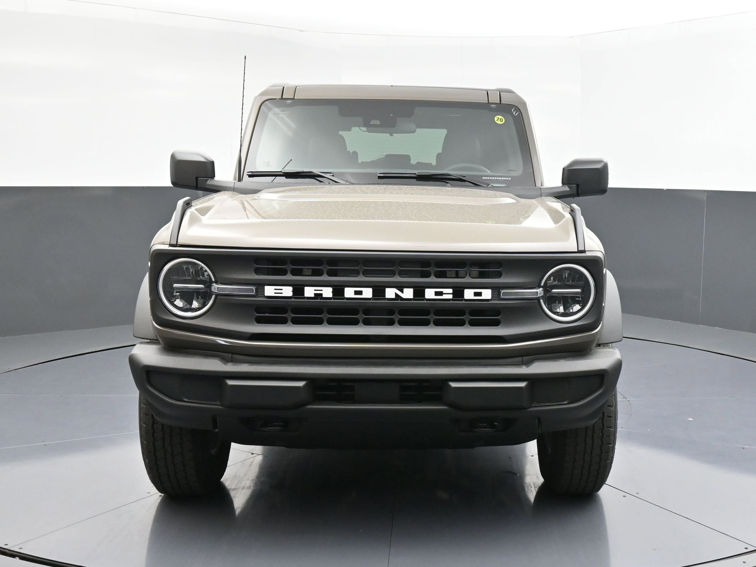2025 Ford Bronco Big Bend photo 2