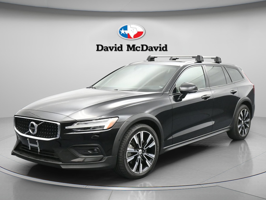 2020 VOLVO V60 Cross Country - Image 1