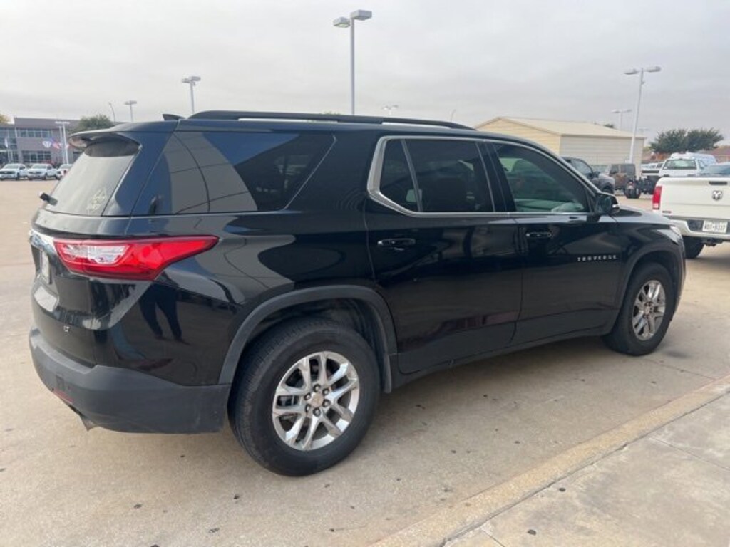 Used 2020 Chevrolet Traverse LT Cloth SUV