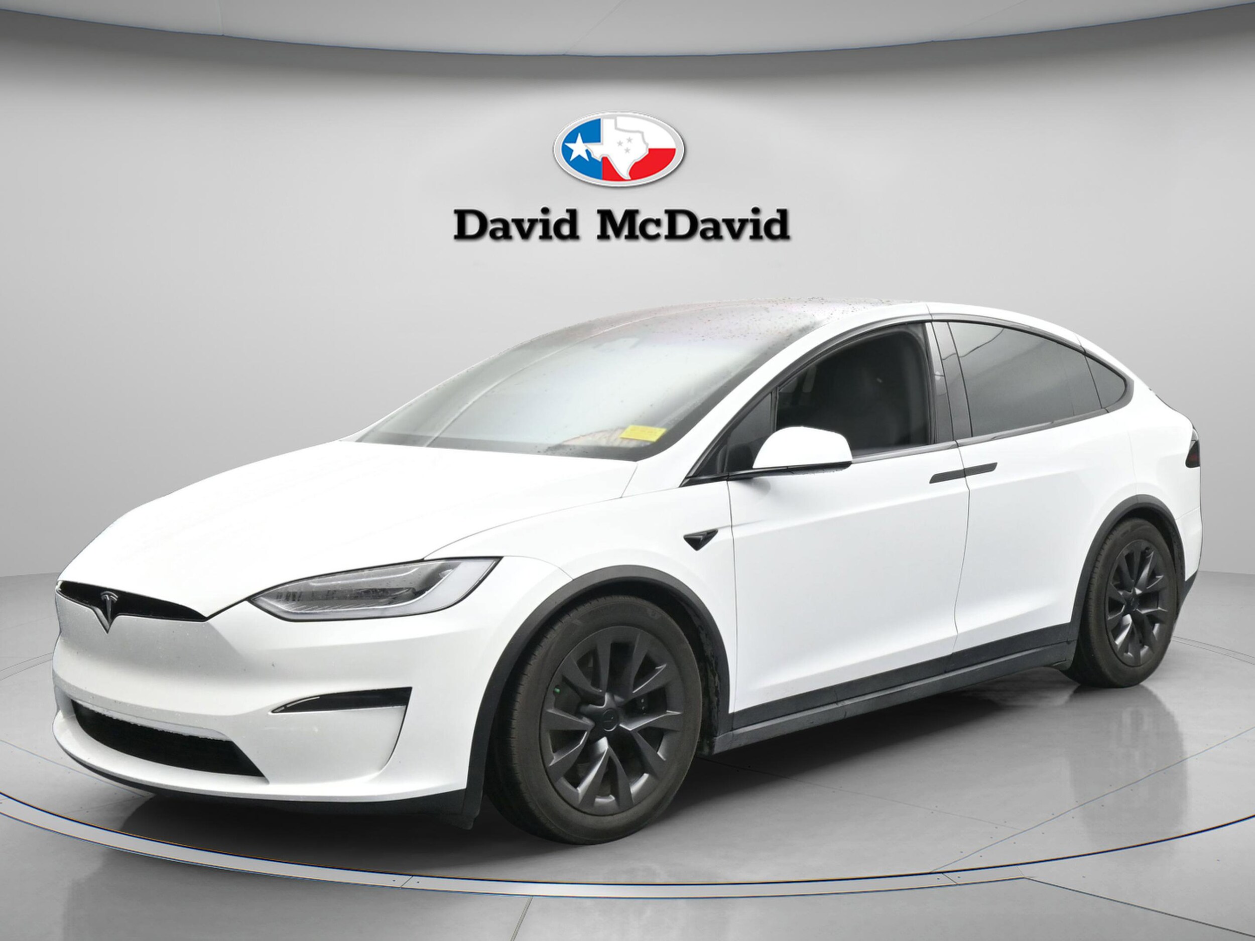 2024 Tesla Model X Long Range's photo