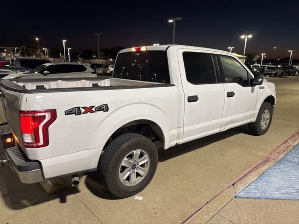 Used 2017 Ford F-150 XLT Truck SuperCrew Cab