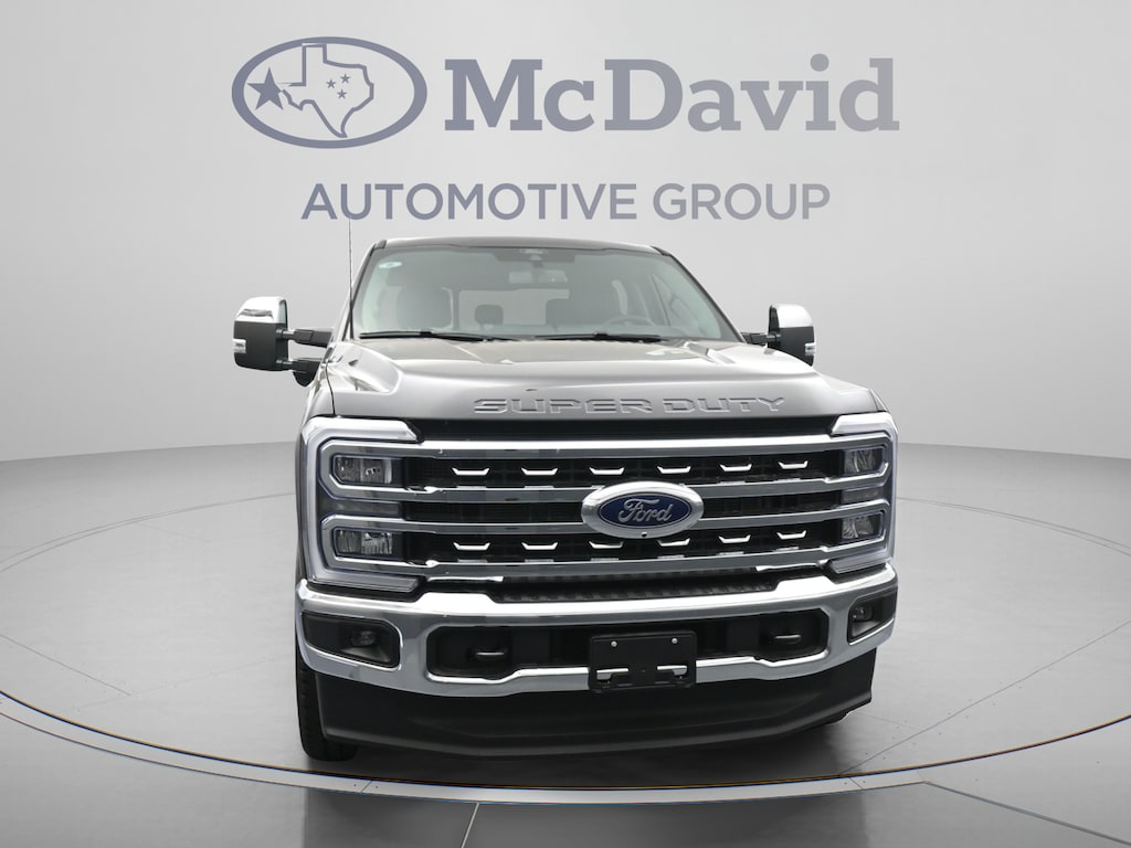 New 2026 Ford F-250 LARIAT Truck Crew Cab