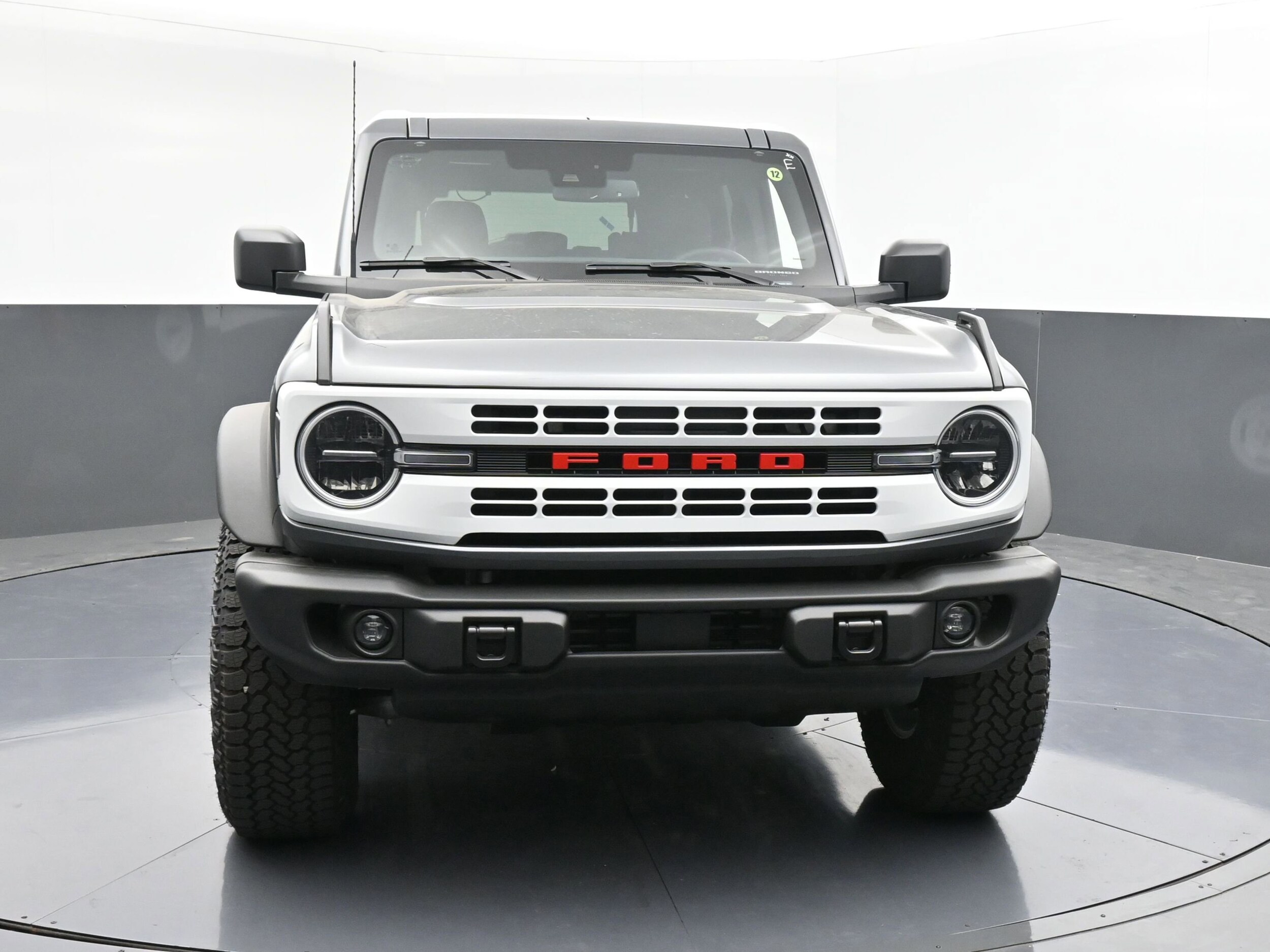 2025 Ford Bronco Heritage First Edition photo 2