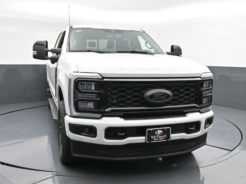 New 2026 Ford F-250 LARIAT Truck Crew Cab