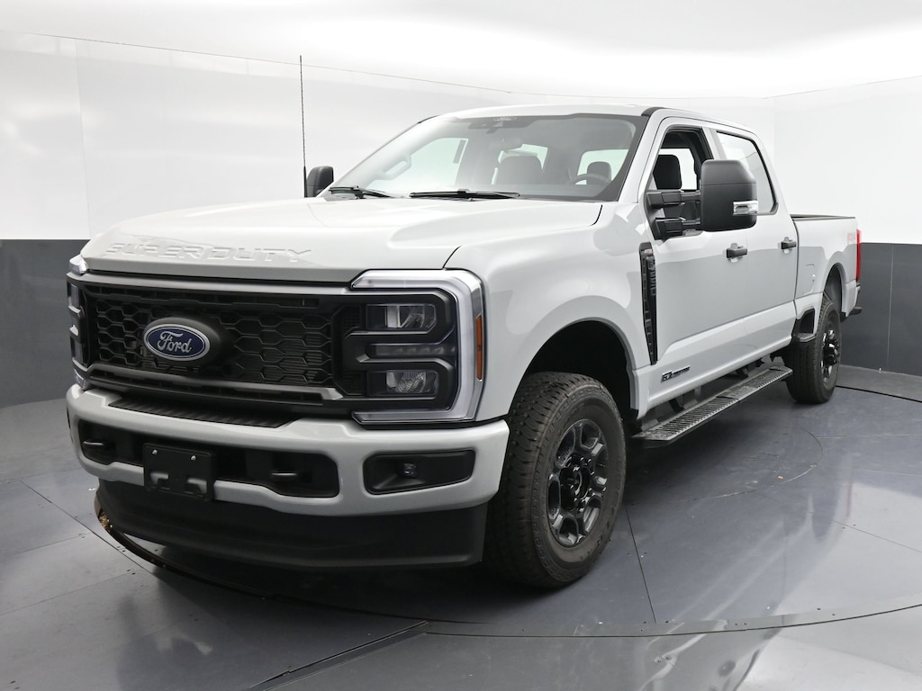 New 2026 Ford F-250 XL Truck Crew Cab