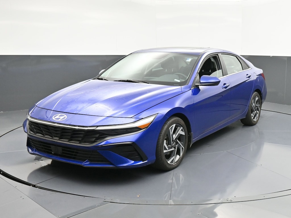 Used 2024 Hyundai Elantra SEL Sedan