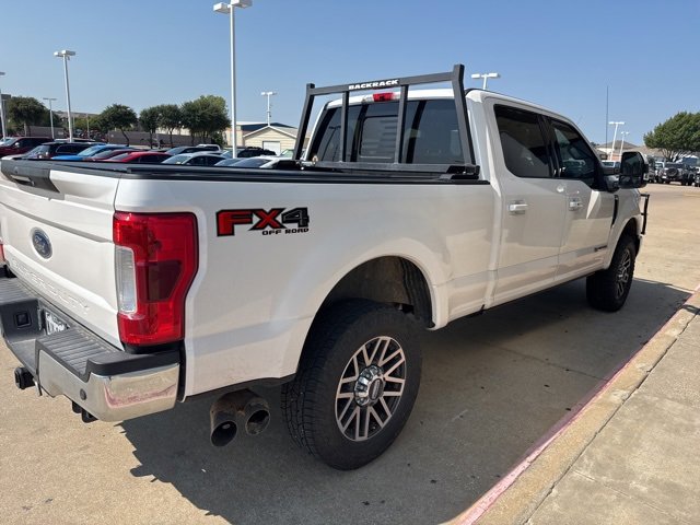 2019 Ford F-250 Lariat photo 2
