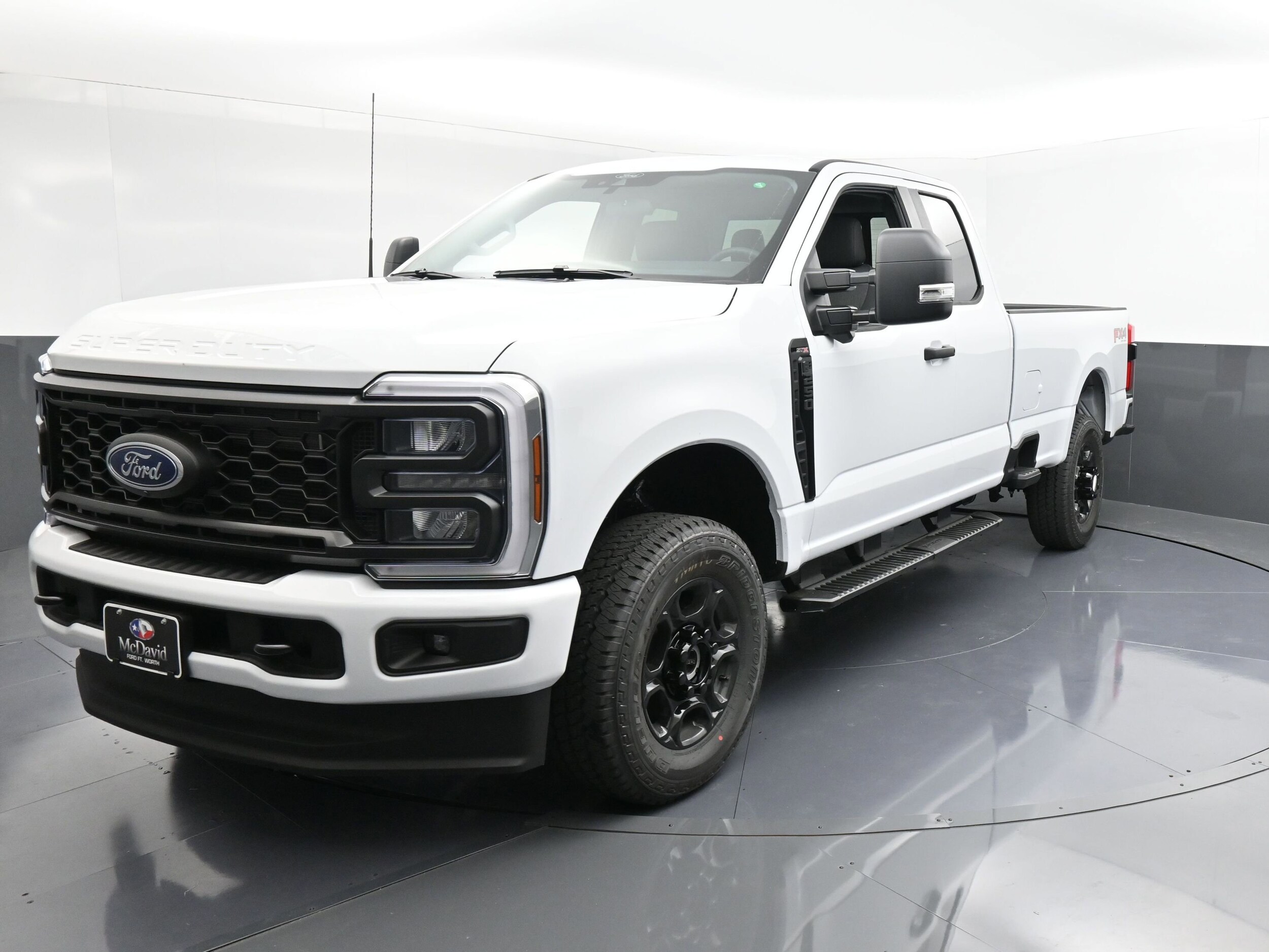 2025 Ford F-250 XL photo 3