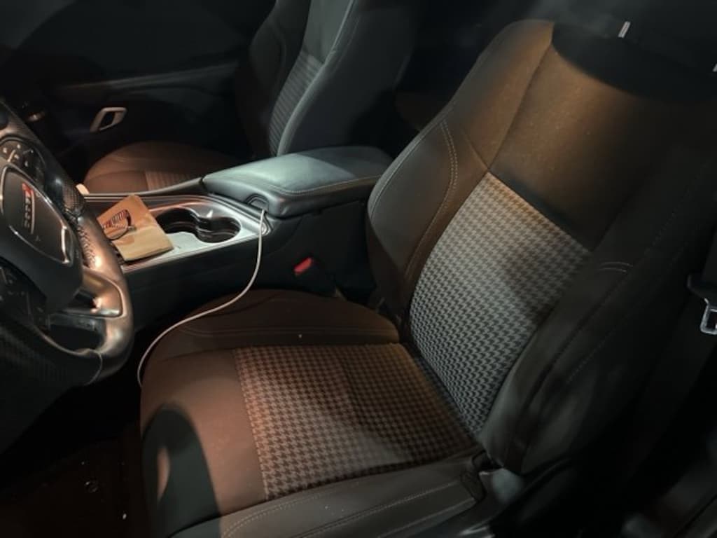 Used 2023 Dodge Challenger SXT Coupe