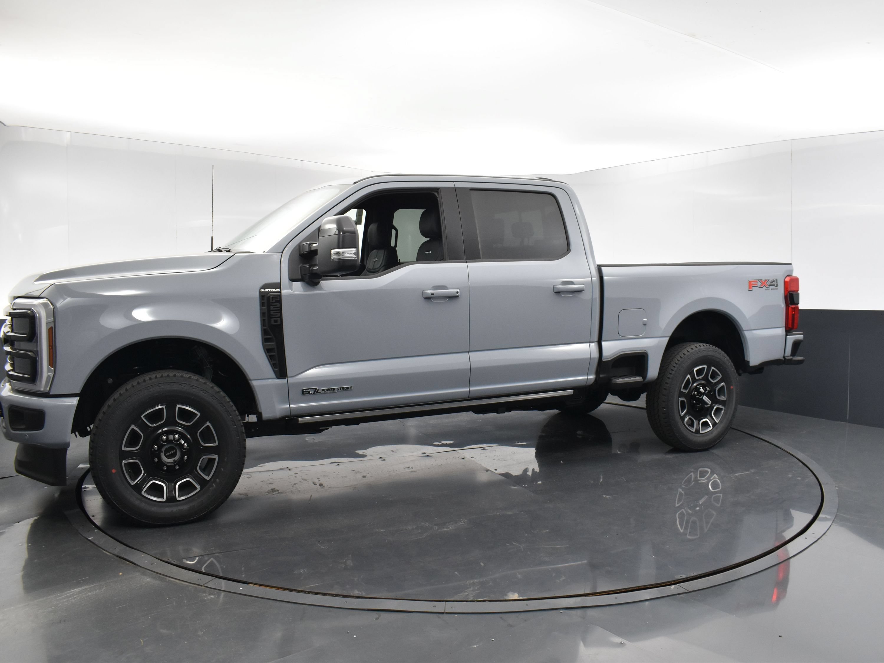 Used 2025 Ford F-250 Platinum Truck Crew Cab