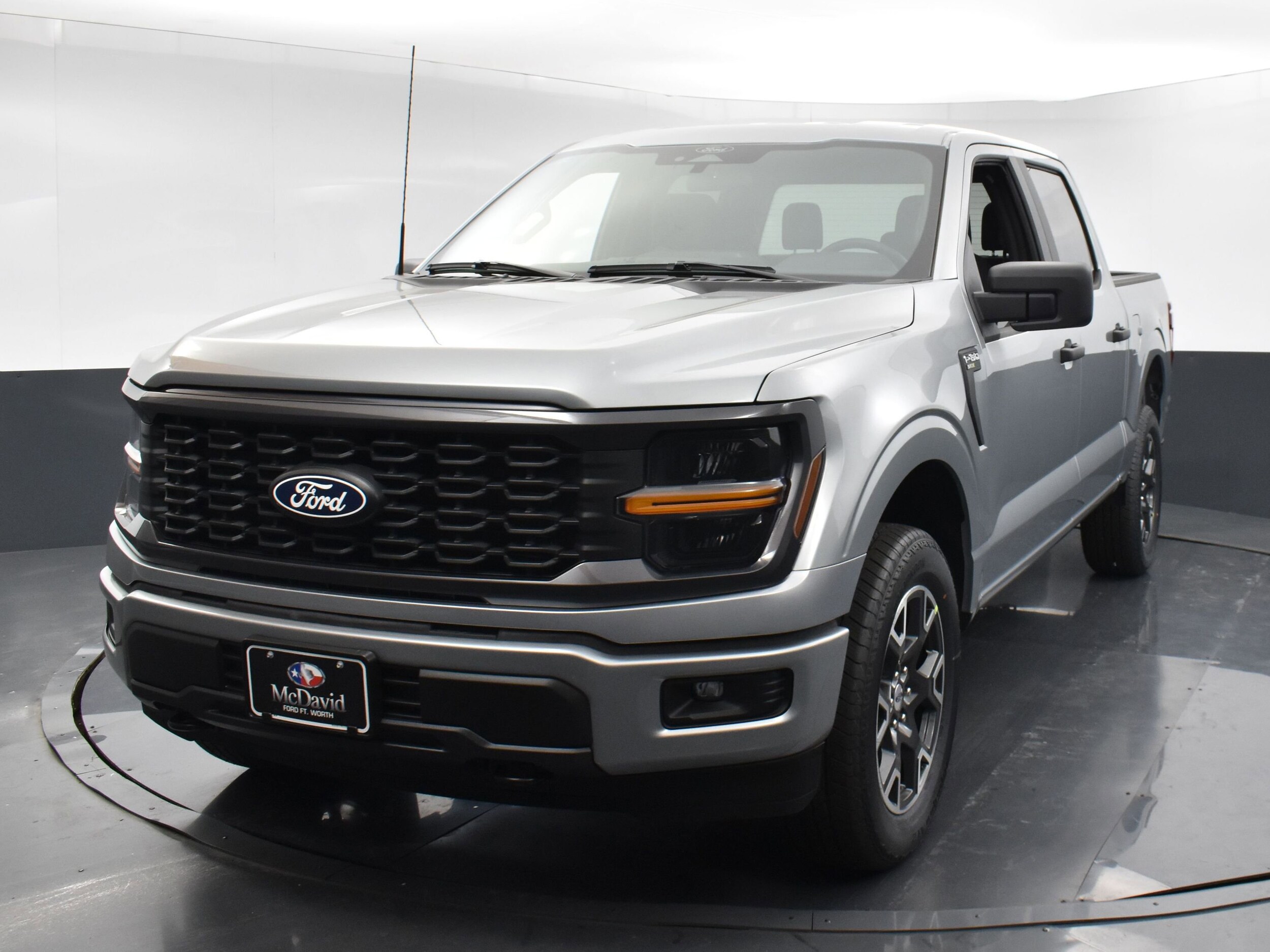 2025 Ford F-150 STX photo 3