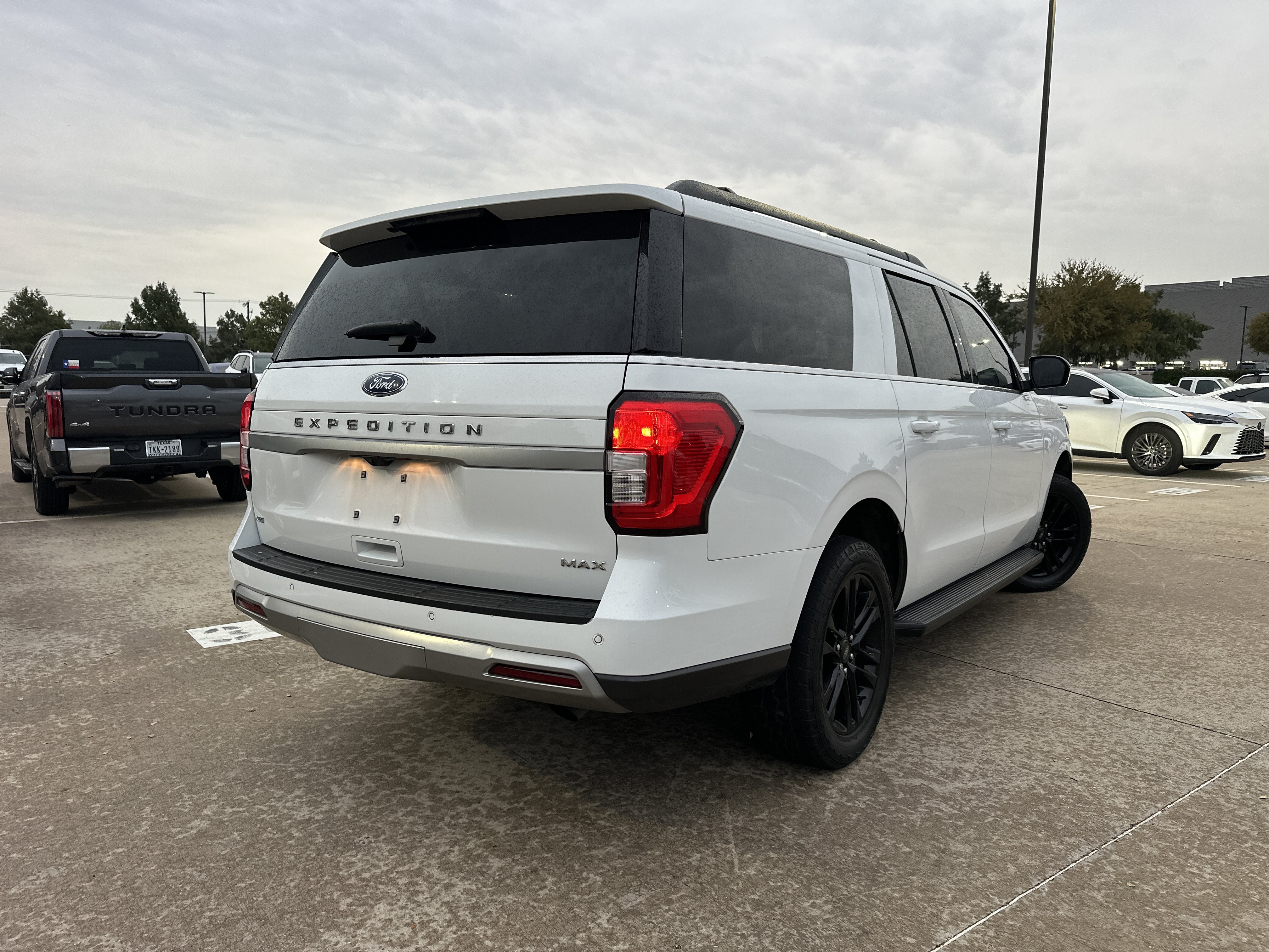 Used 2024 Ford Expedition Max XLT SUV