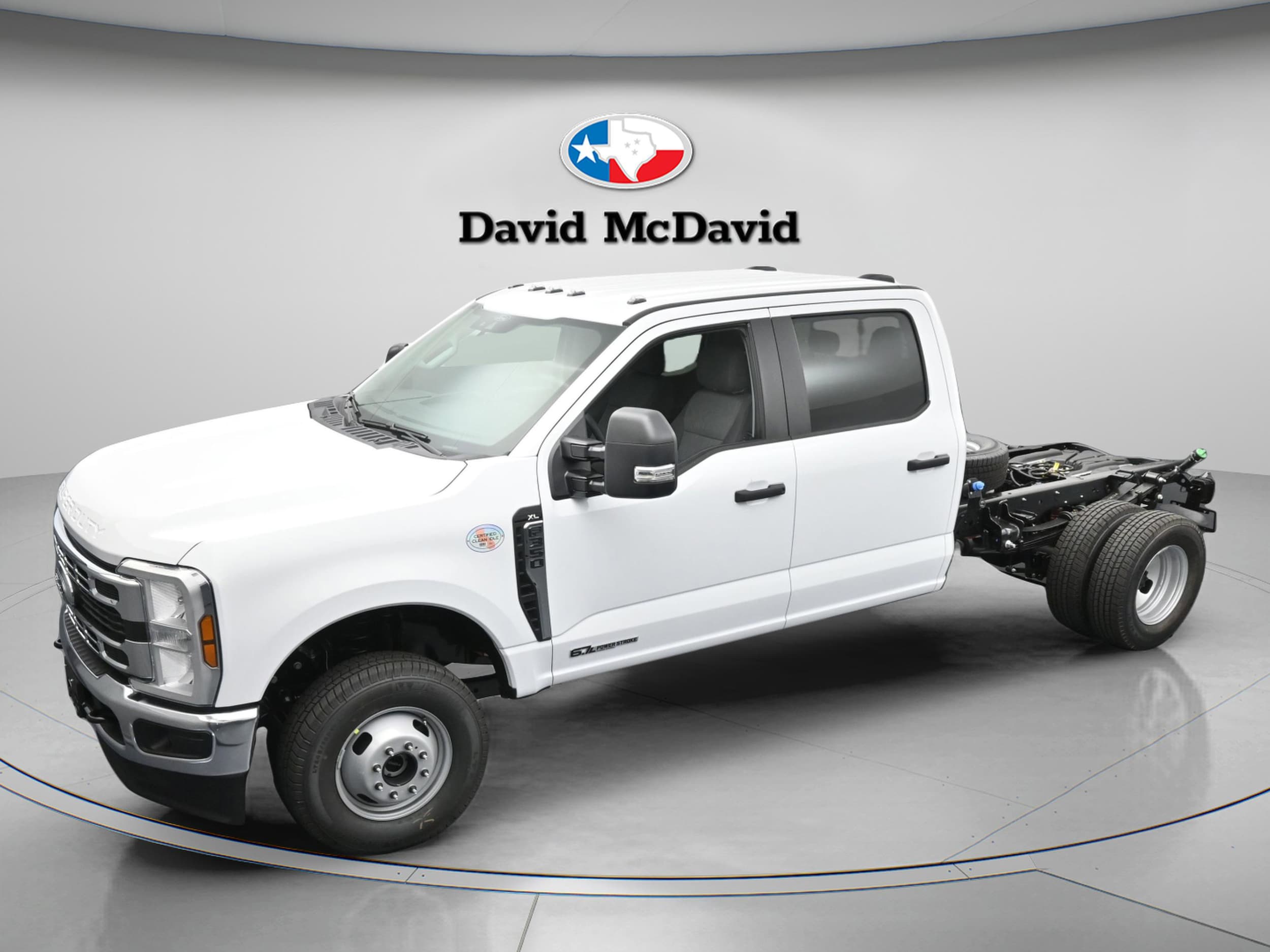 2026 Ford F-350 XL 4x4 Crew Cab 179-In DRW's photo