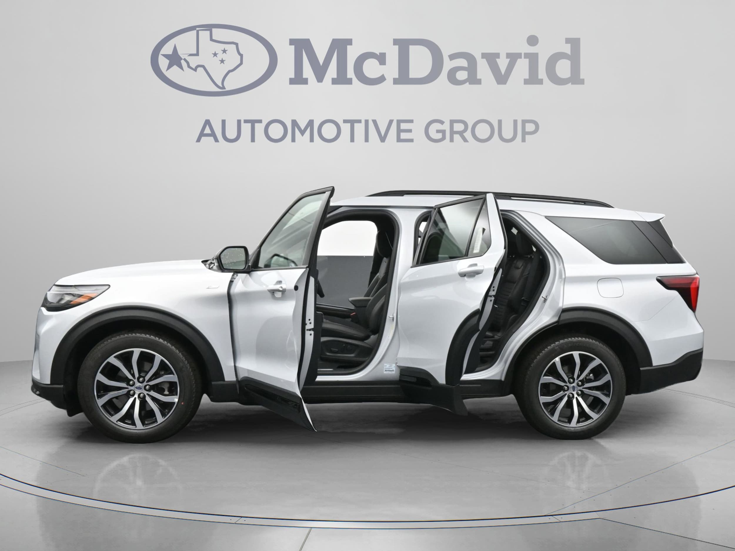 2026 Ford Explorer ST-Line - Photo 27