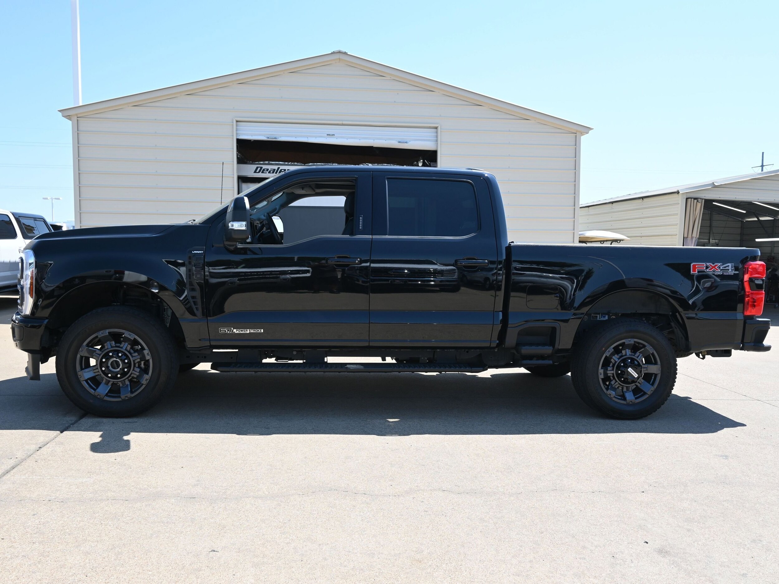 2024 Ford F-350 Lariat photo 3