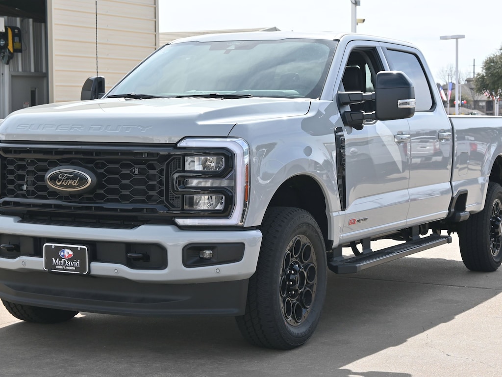 New 2026 Ford F-350 LARIAT Truck Crew Cab