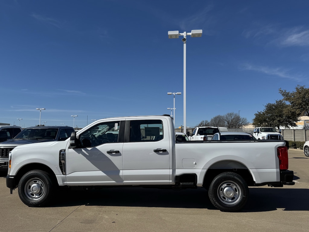 New 2026 Ford F-250 XL Truck Crew Cab