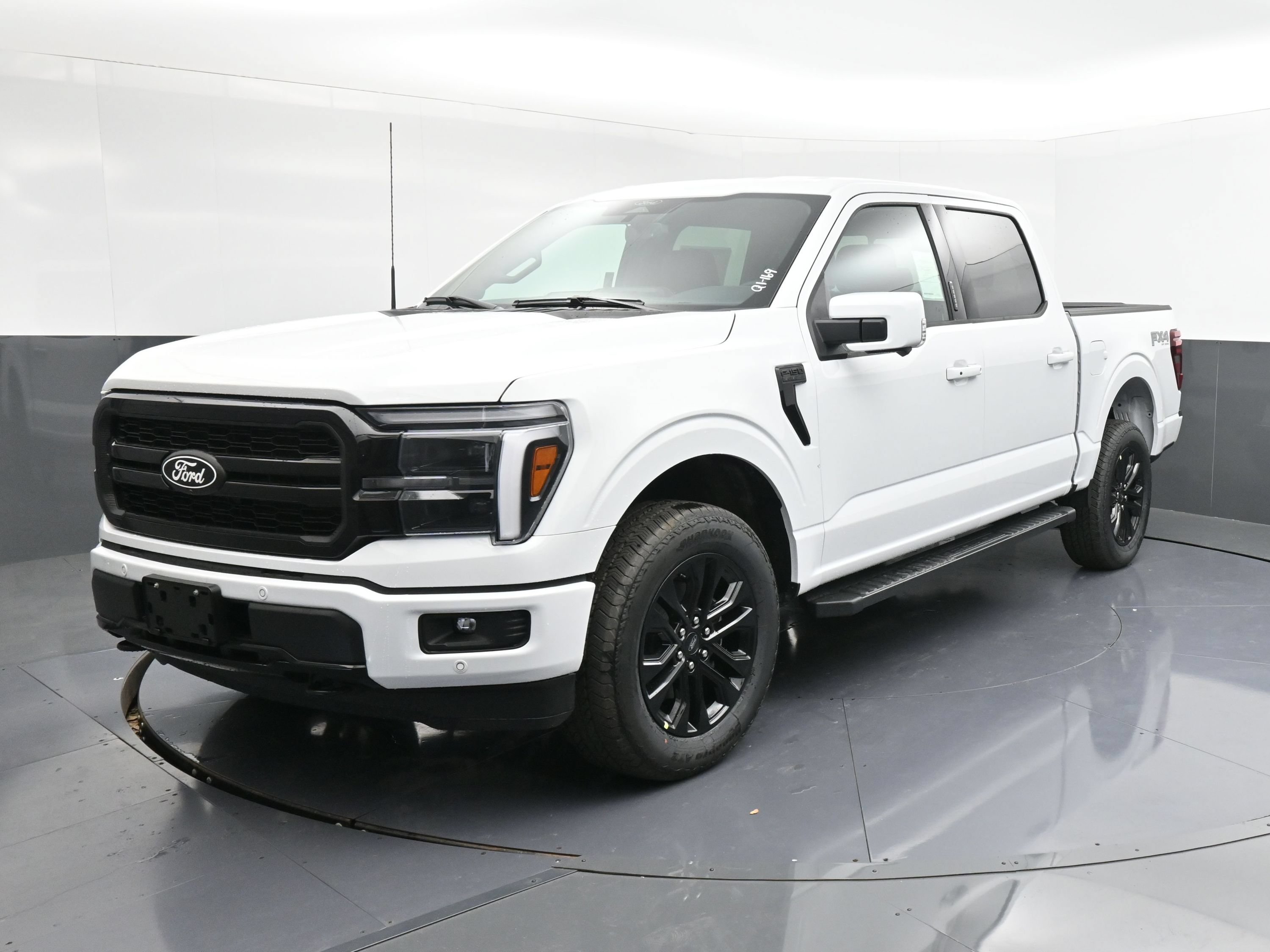 New 2026 Ford F-150 LARIAT Truck SuperCrew Cab