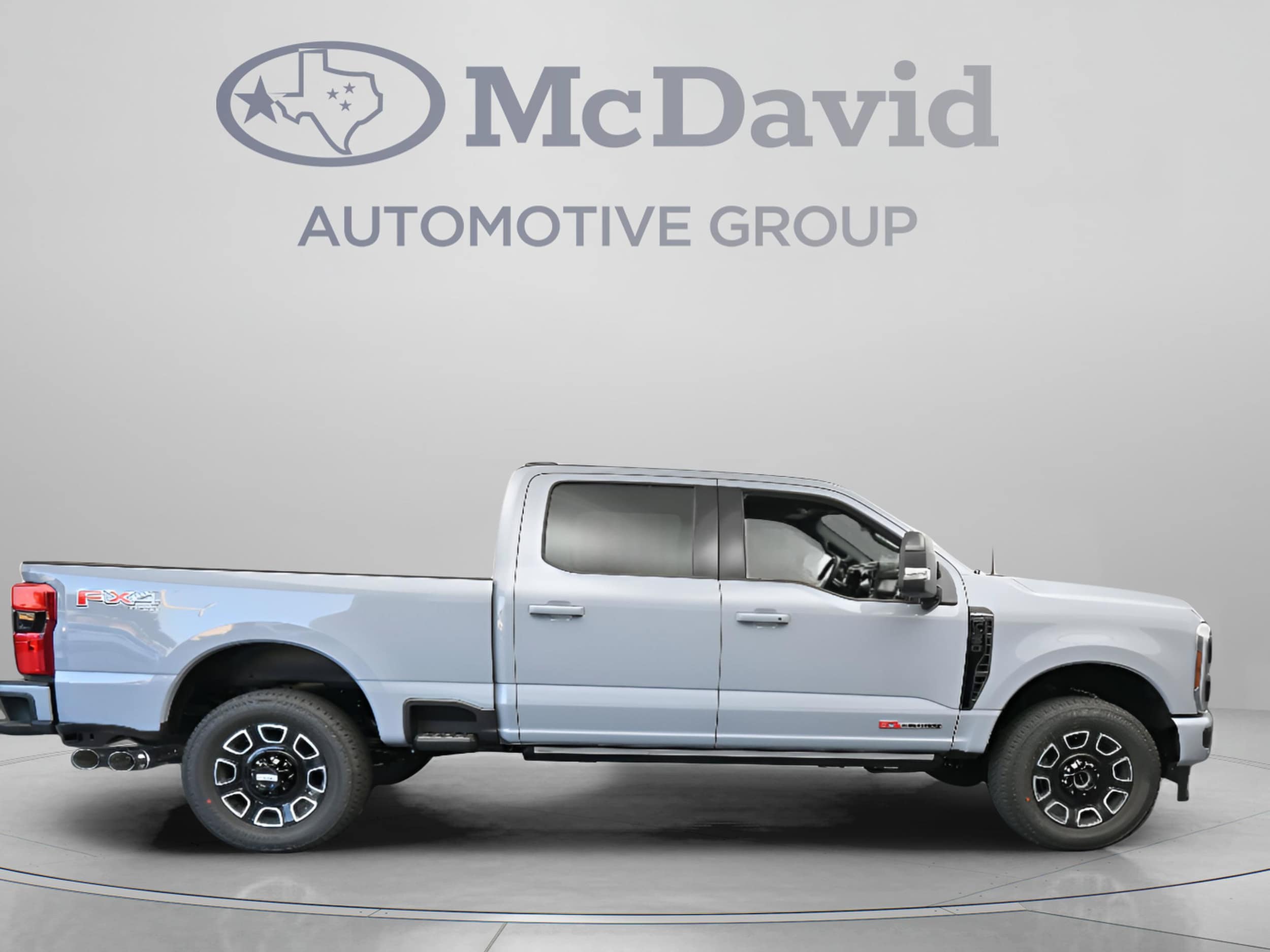 2026 Ford F-250 Super Duty Platinum - Photo 9