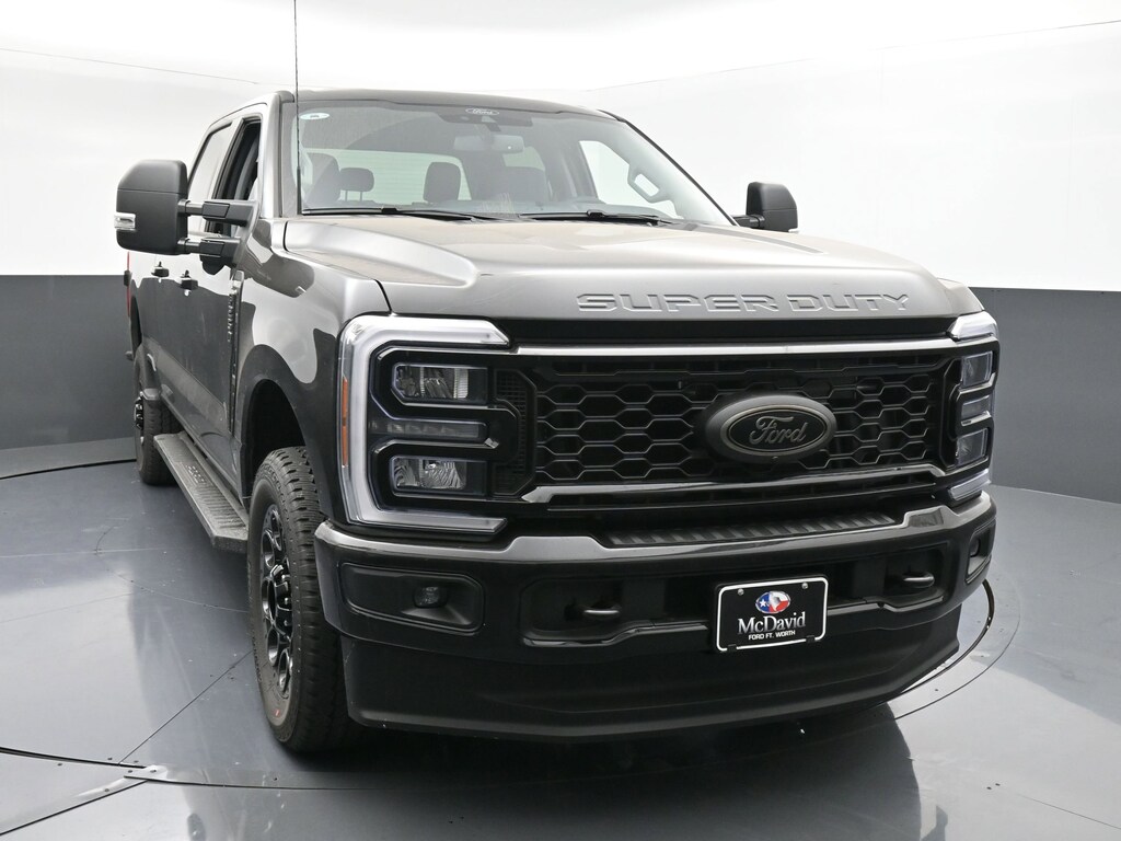 New 2026 Ford F-250 XLT Truck Crew Cab