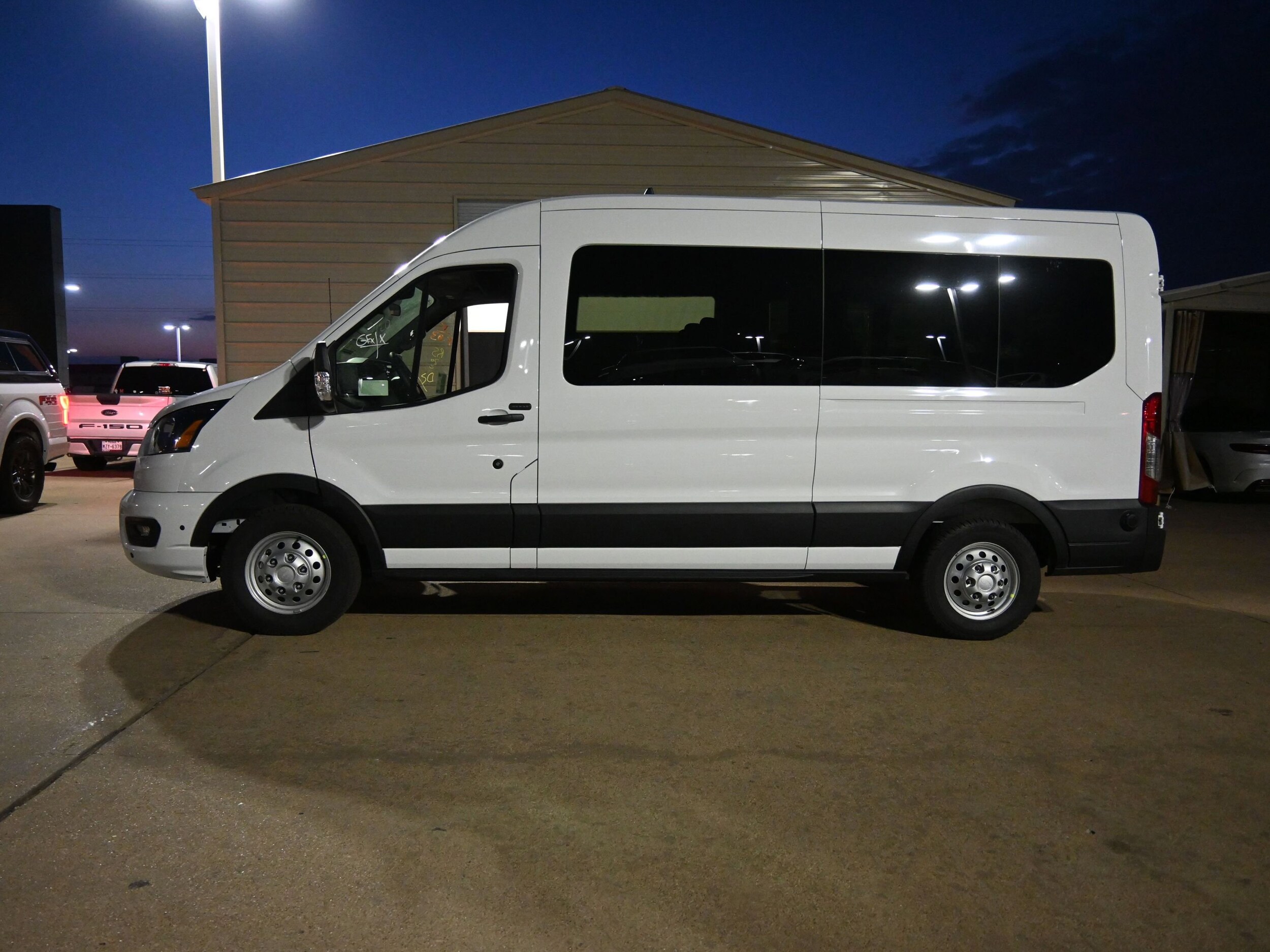 2025 Ford Transit photo 2