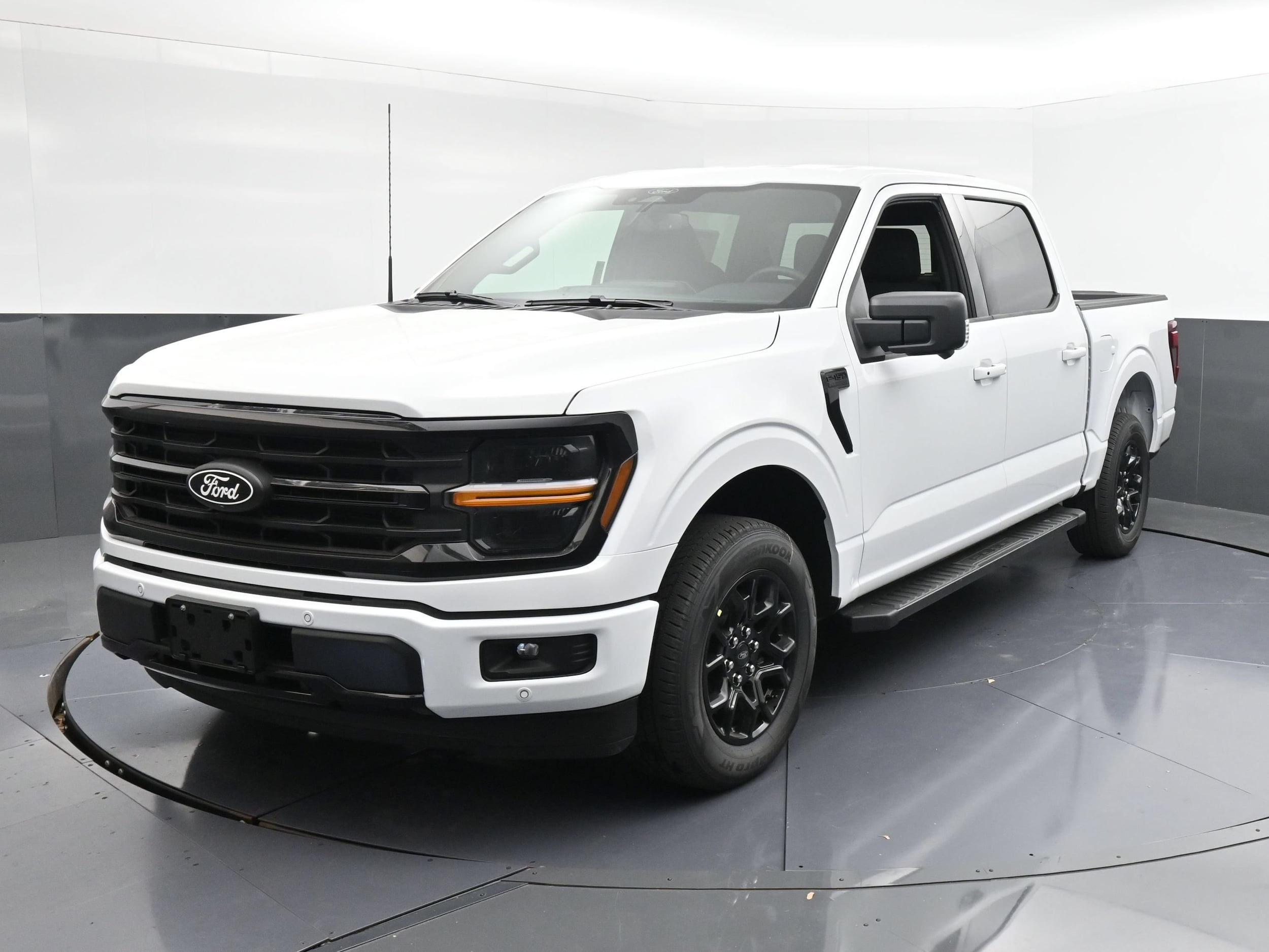 New 2026 Ford F-150 XLT