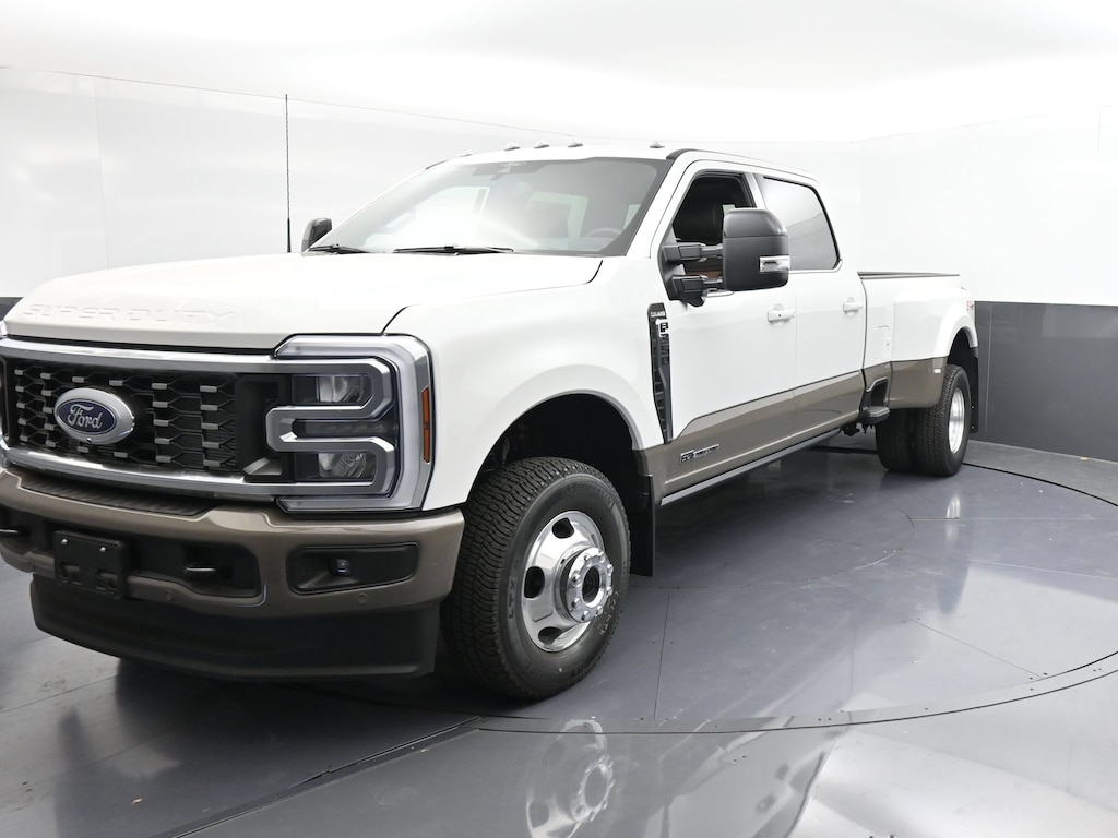 New 2026 Ford F-350 King Ranch Truck Crew Cab