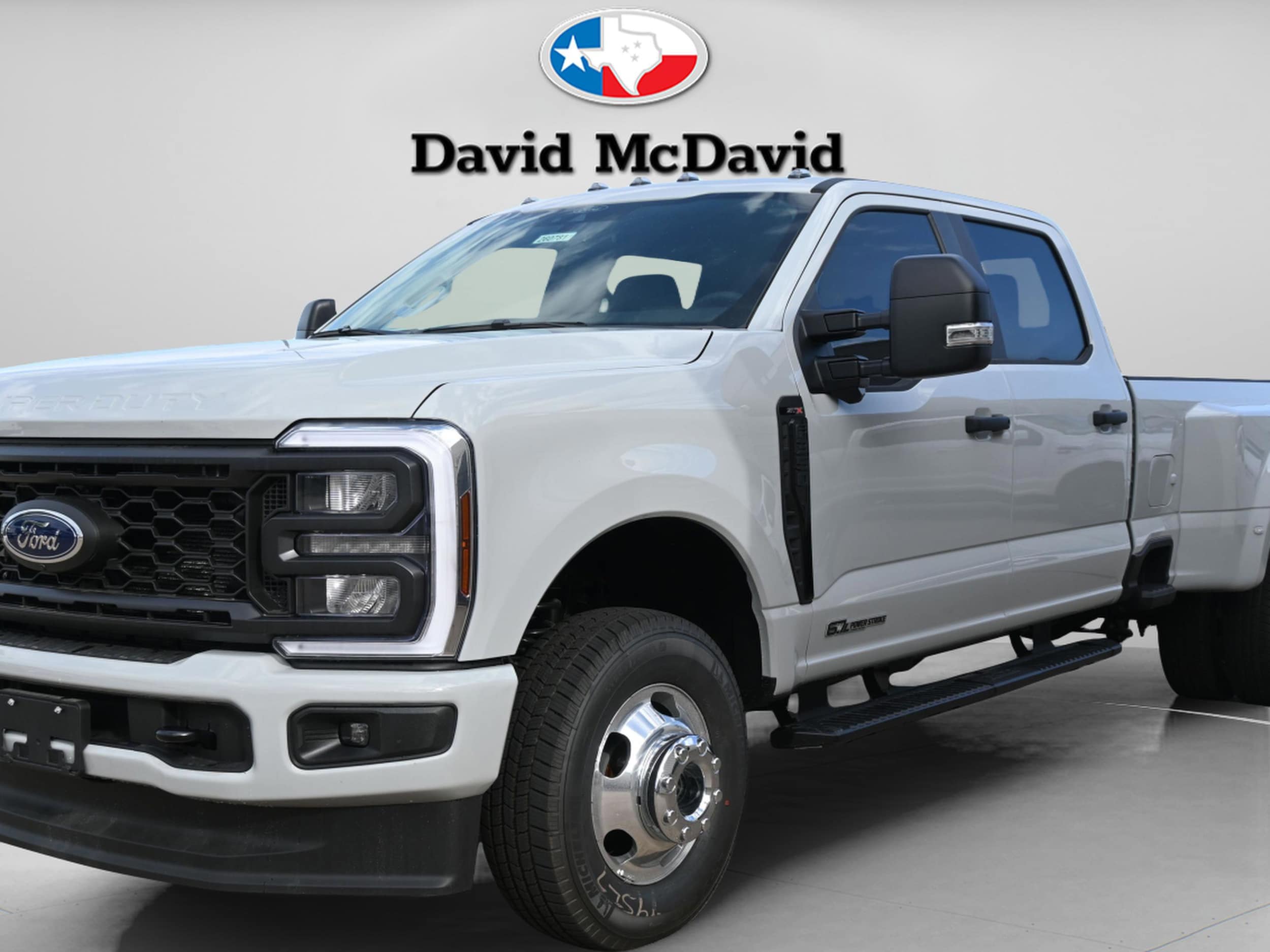 2026 Ford F-350 XL 4x4 Crew Cab 8' Box DRW's photo
