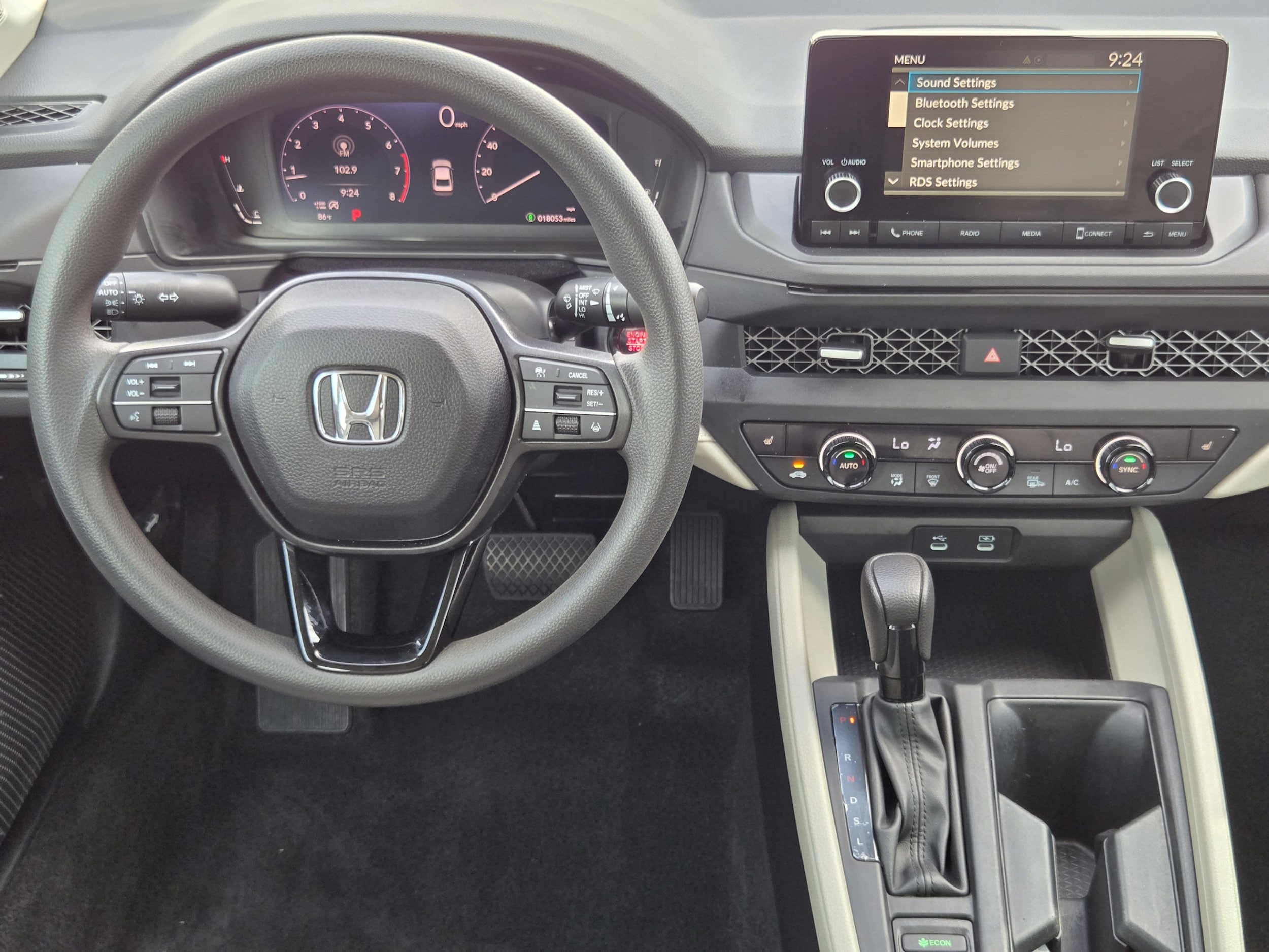 2025 Honda Accord SE - Photo 24