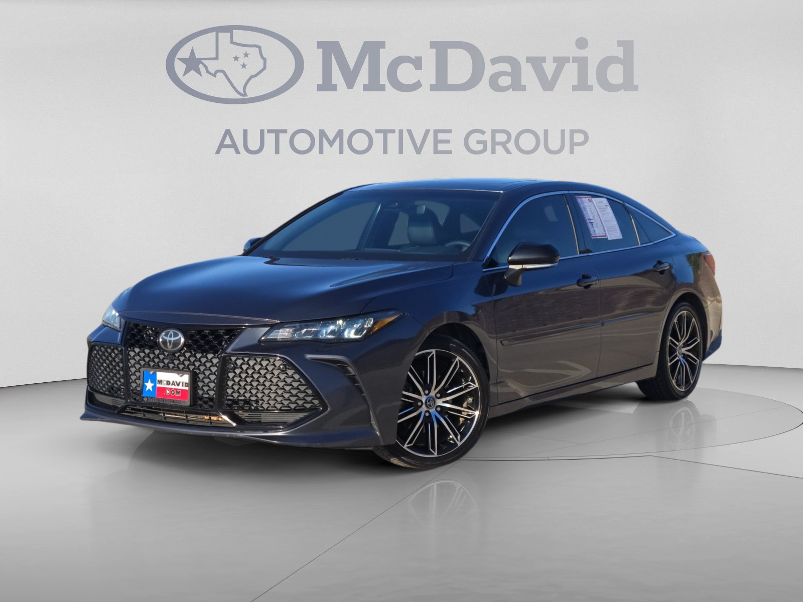 2019 Toyota Avalon XLE Sedan