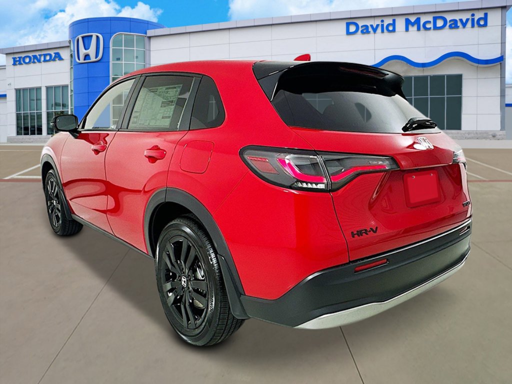 2026 Honda HR-V Sport photo 3