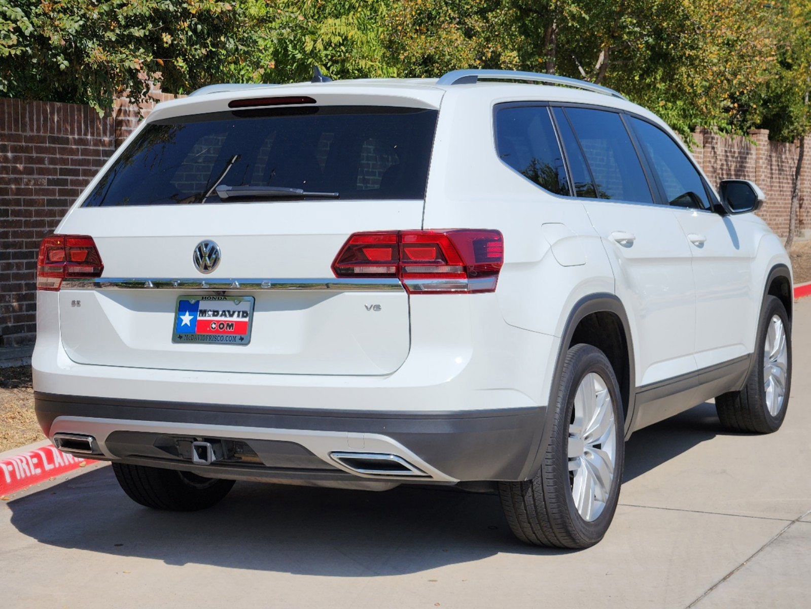 Used 2019 Volkswagen Atlas SE R-Line w/Tech with VIN 1V2WR2CAXKC601433 for sale in Frisco, TX