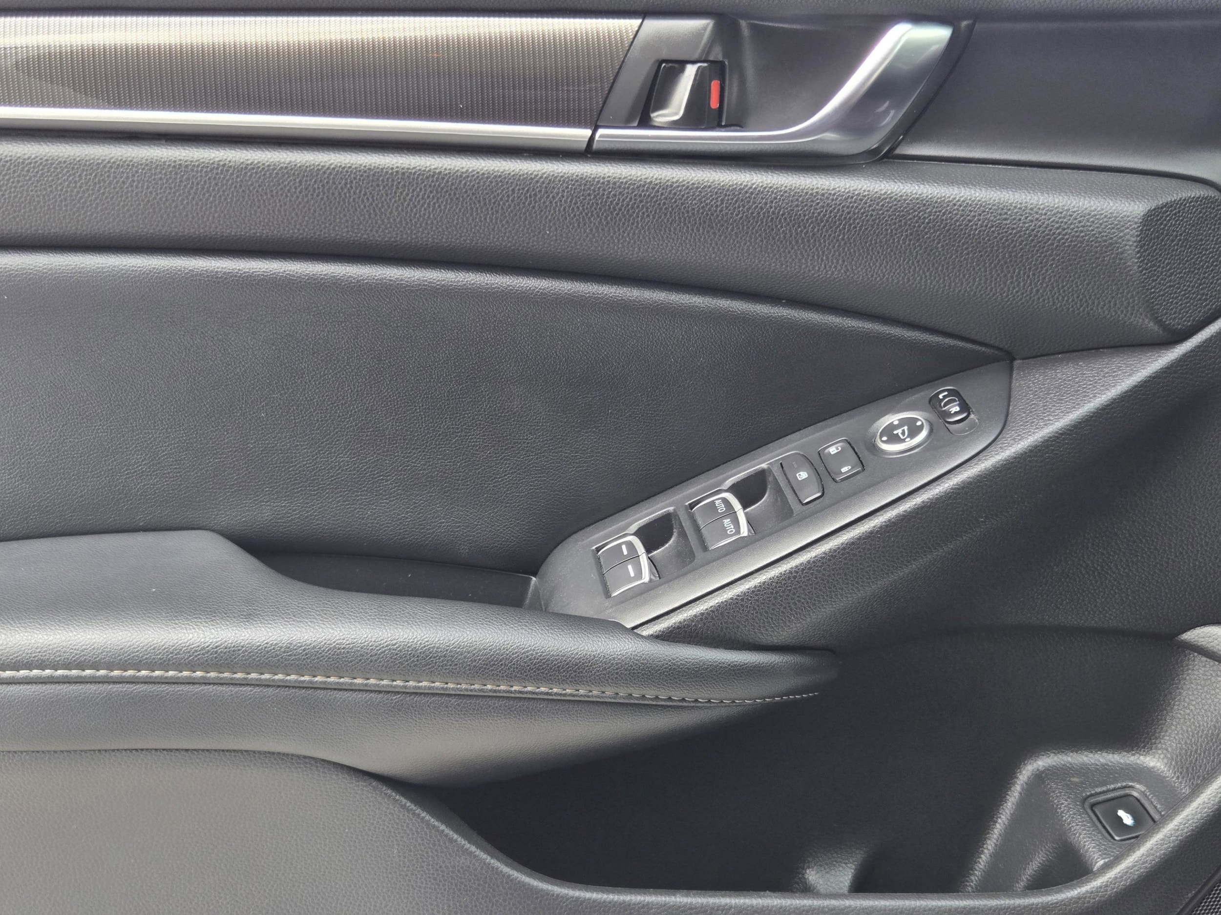 2022 Honda Accord Sport - Photo 20