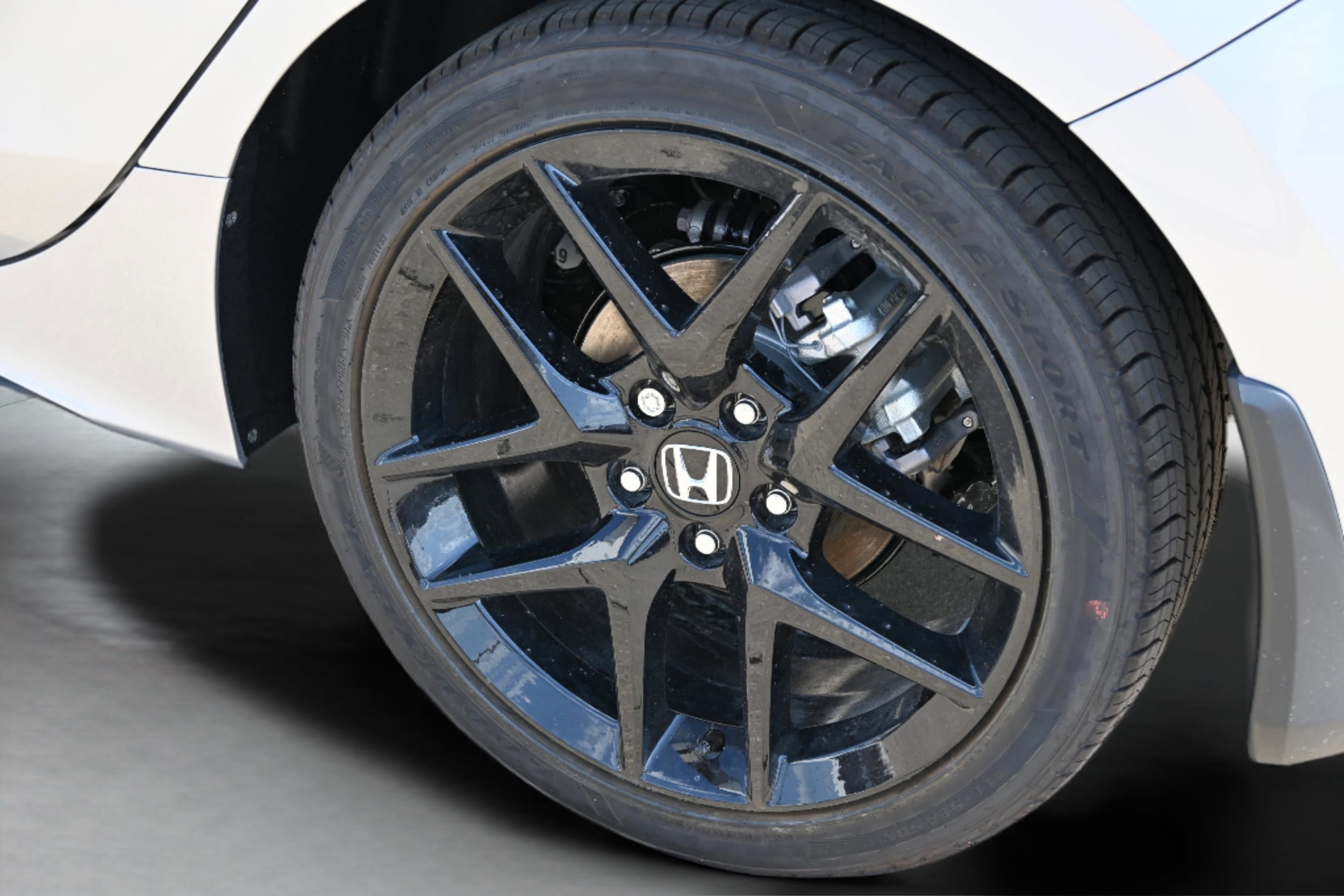 2026 Honda Civic Hatchback Sport - Photo 12