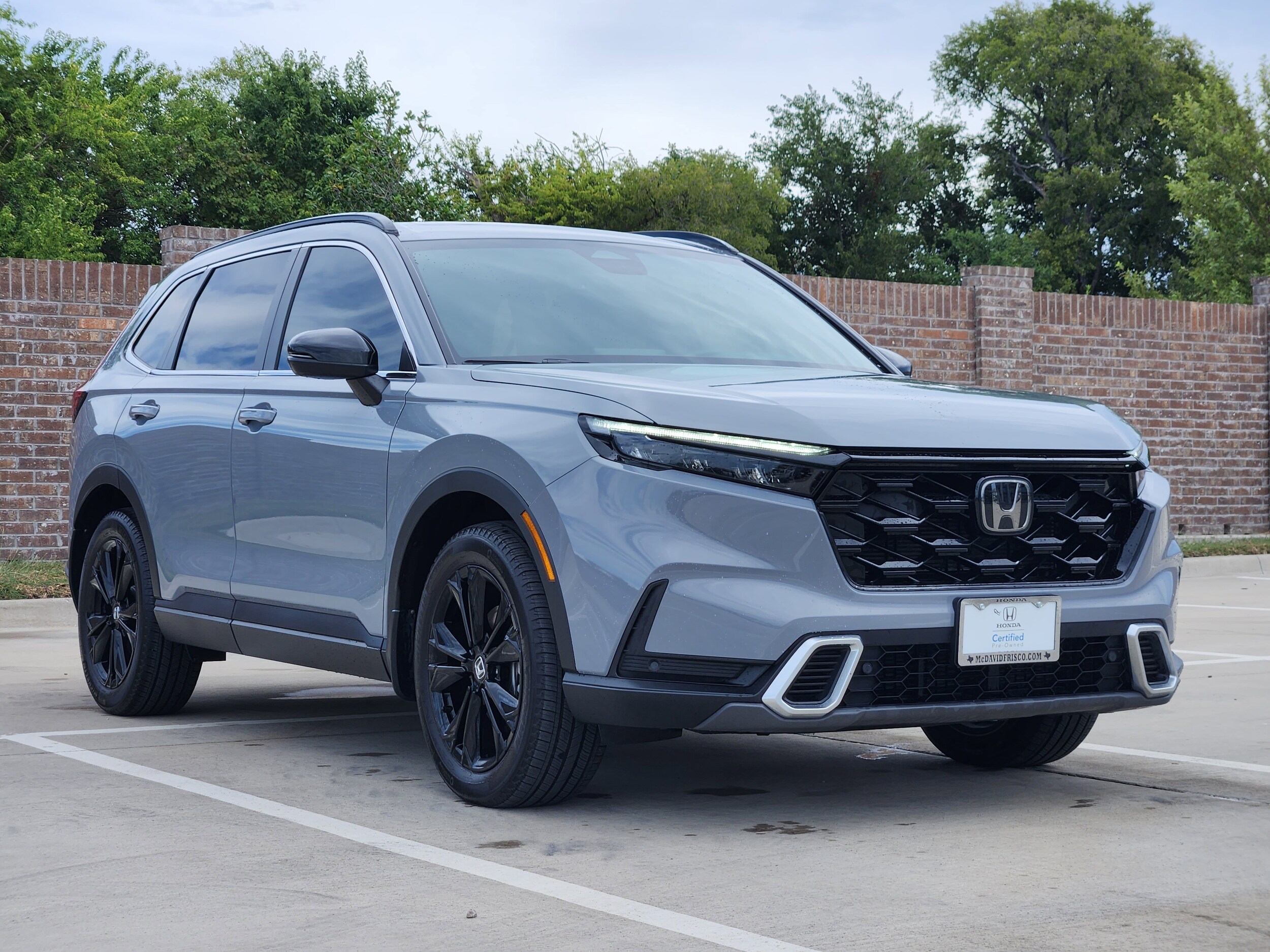 2024 Honda CR-V Hybrid Sport Touring photo 3